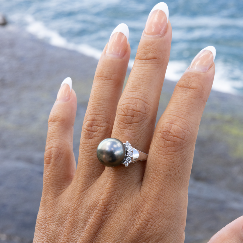 Tahitian pearl engagement ring with diamonds : r/somethingimade