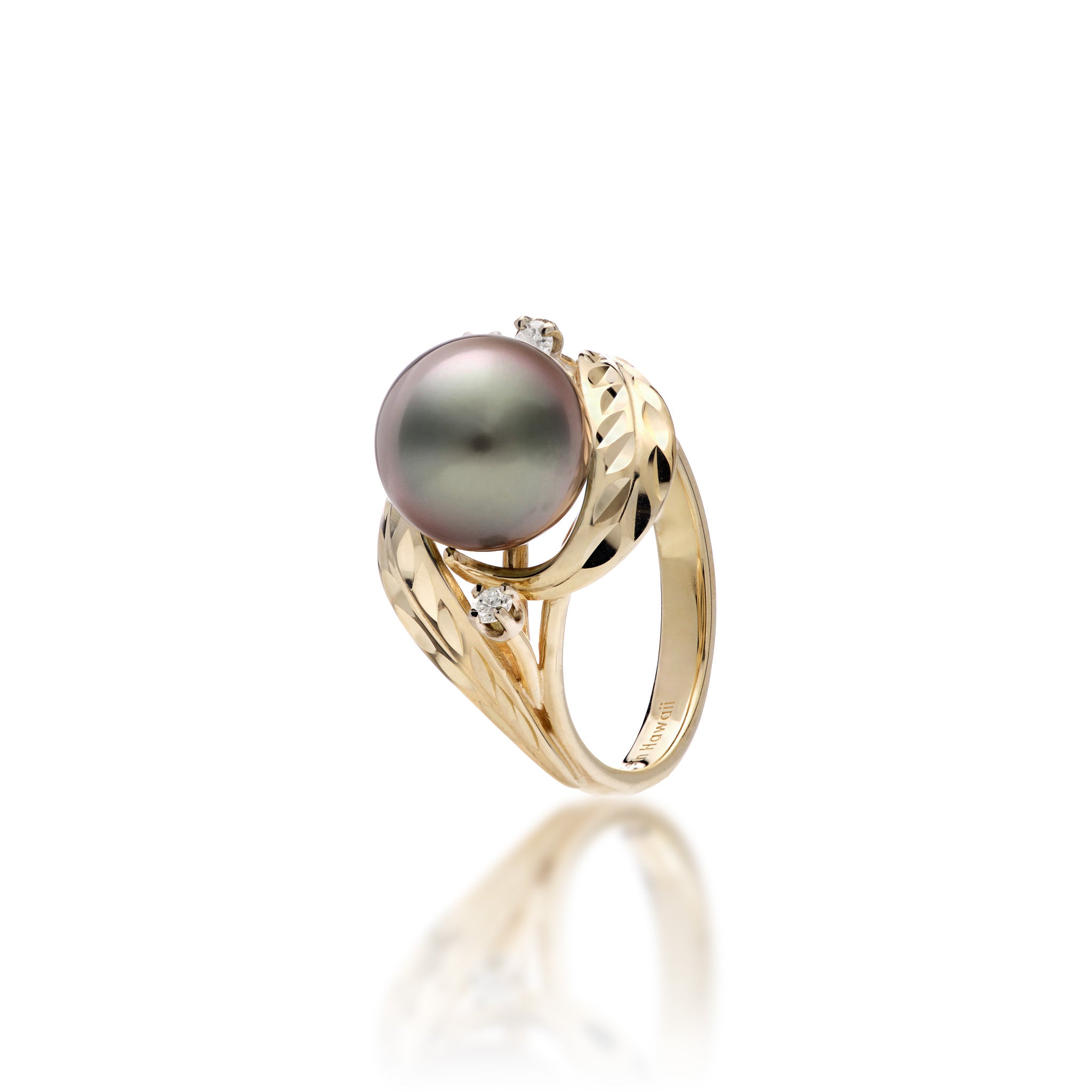 Maile Leaf Tahitian Black Pearl Ring in Gold with Diamonds