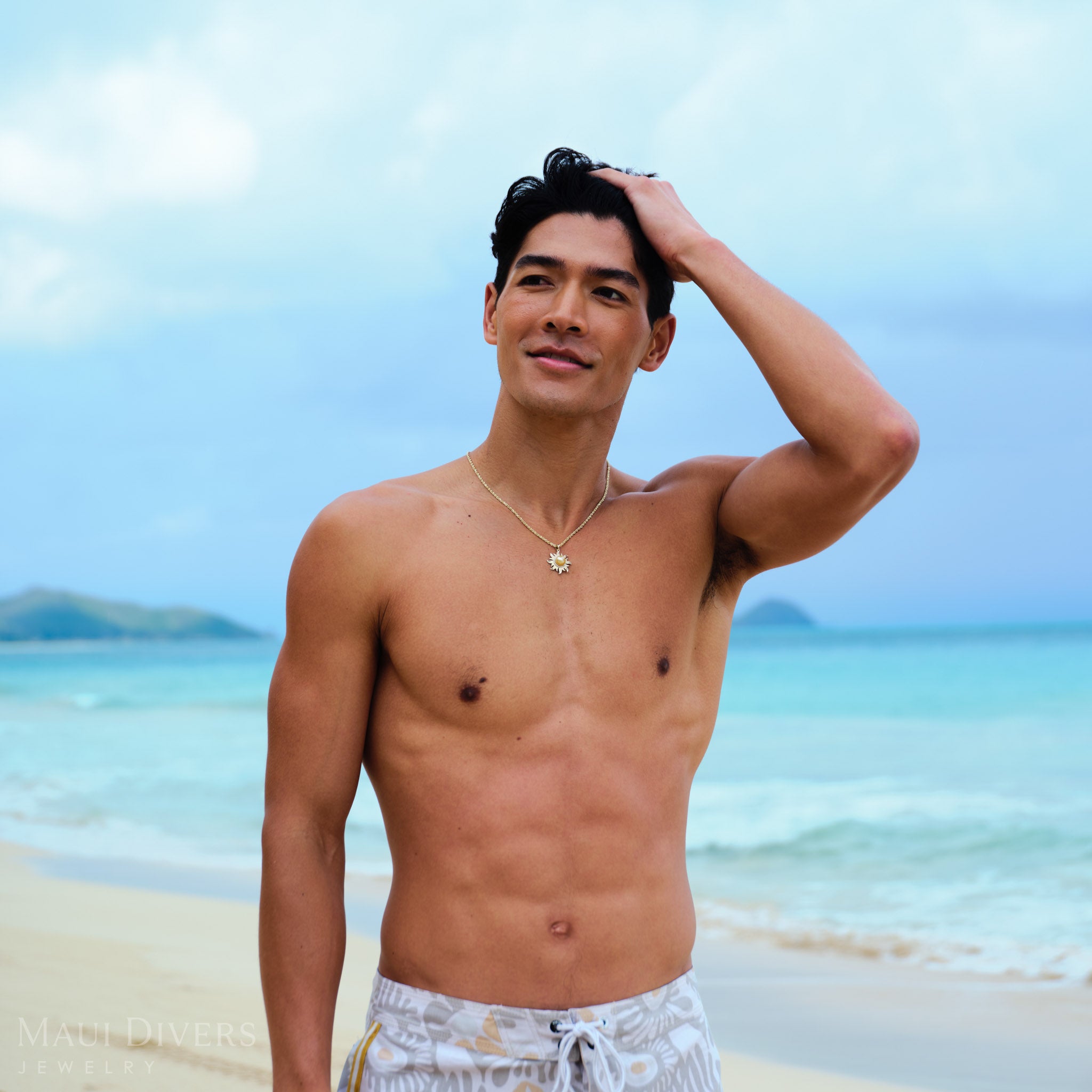 South Sea Gold Pearl Sun Pendant in Gold with Diamonds - 9-10mm