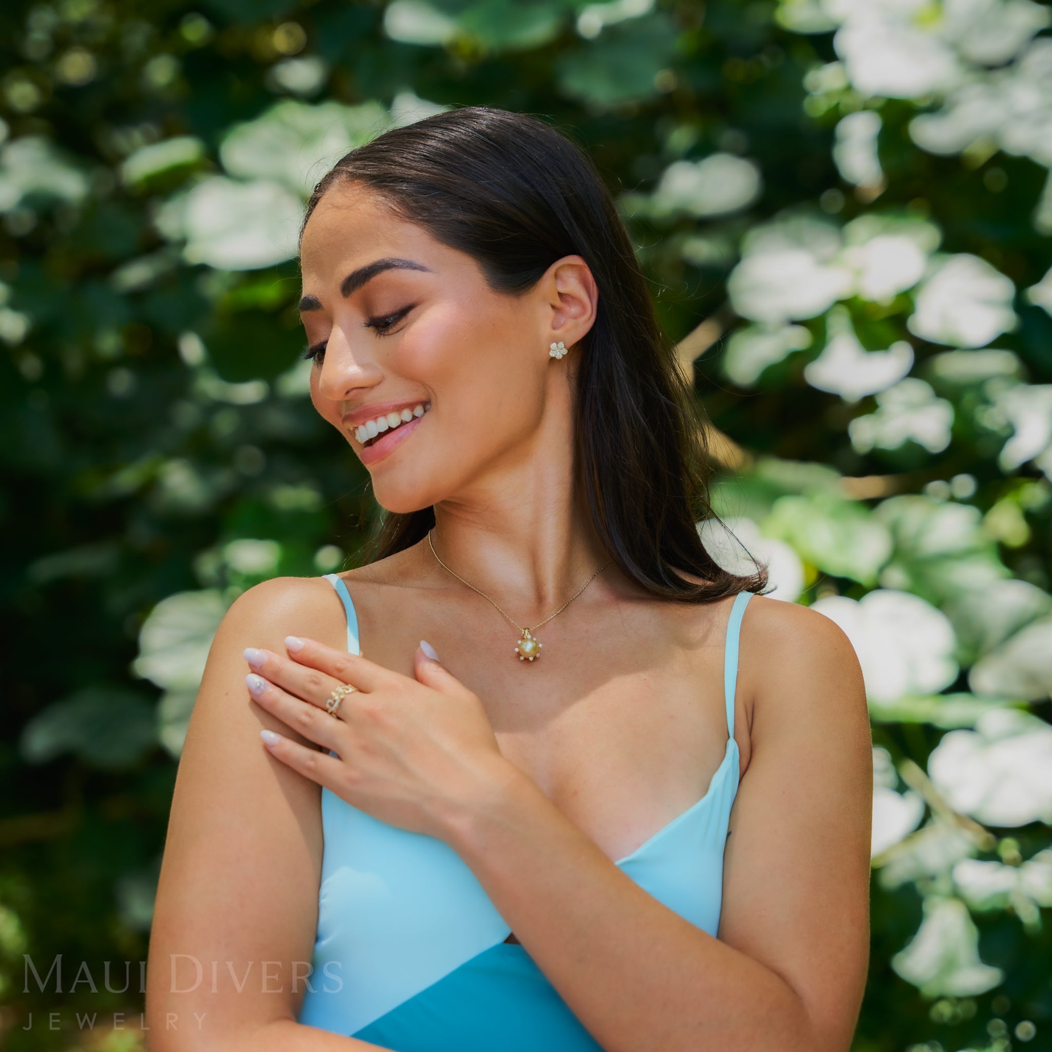 Plumeria Earrings in Gold with Diamonds - 11mm