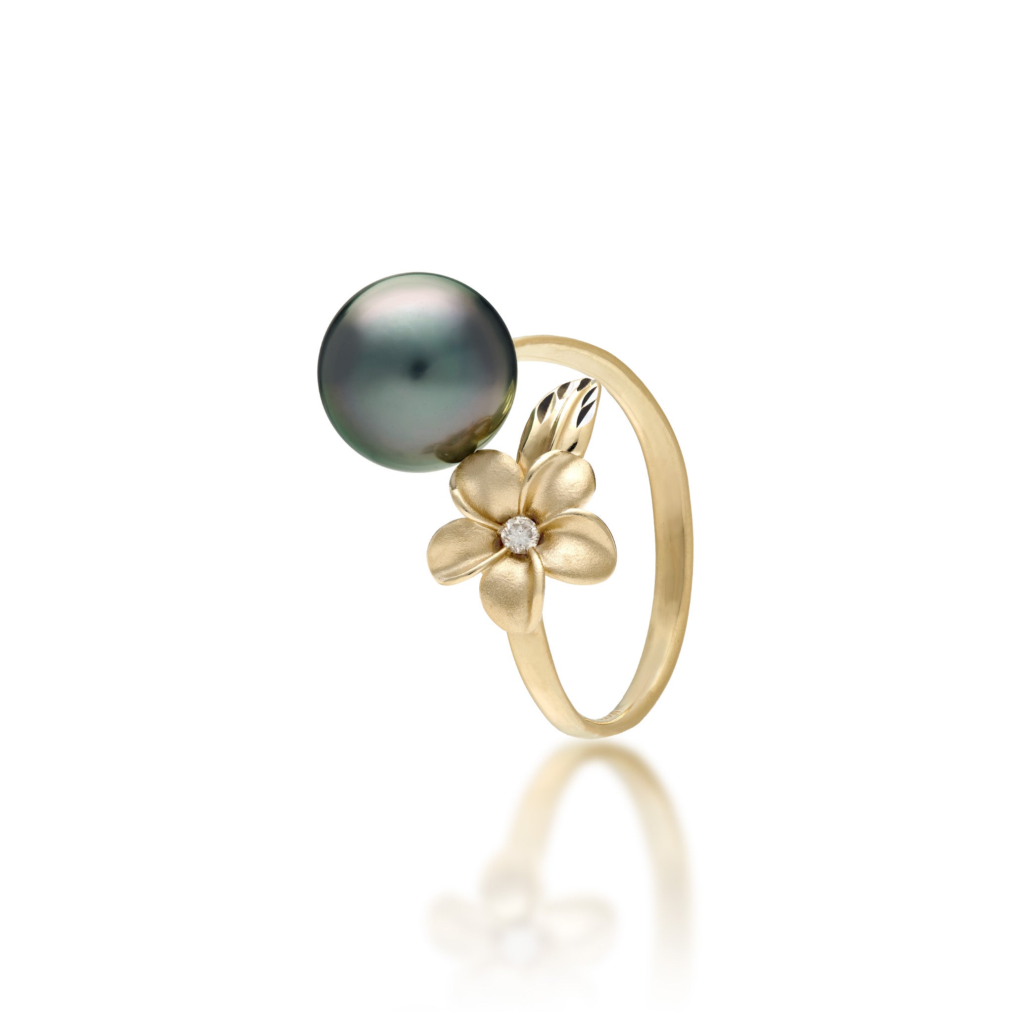 Plumeria Tahitian Black Pearl Ring in Gold with Diamonds