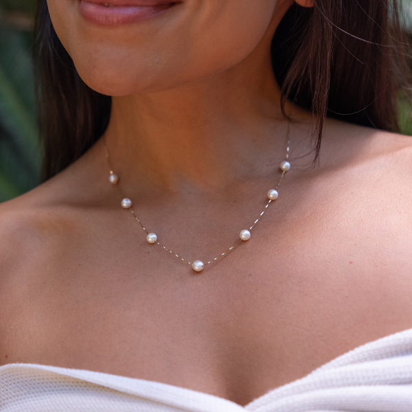18 "Süßwasser weißer Perlenkette in Gold - 5-6 mm