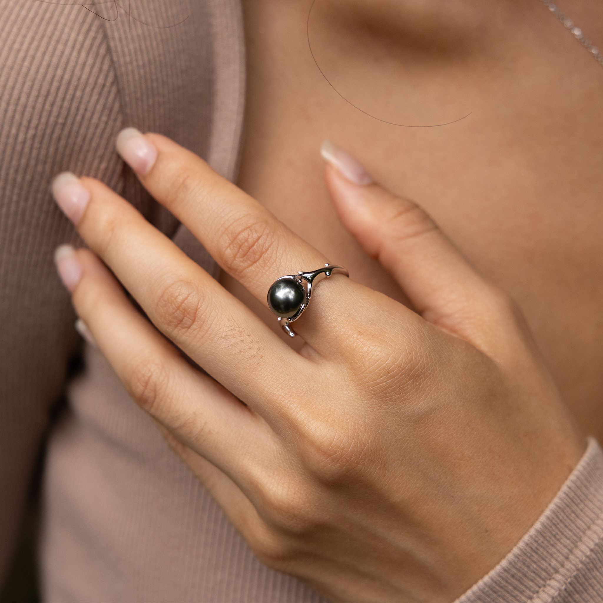 Heritage Tahitian Black Pearl Ring in White Gold - 9-10mm