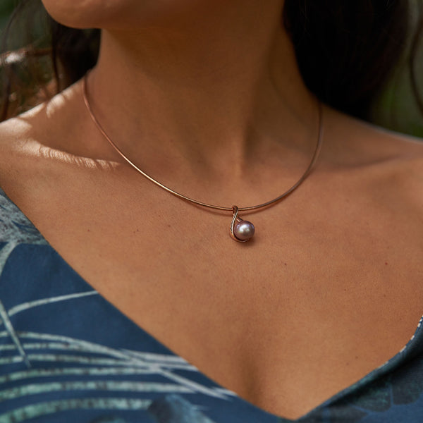 Ultraviolet Freshwater Pearl Pendant in Rose Gold - 9-10mm