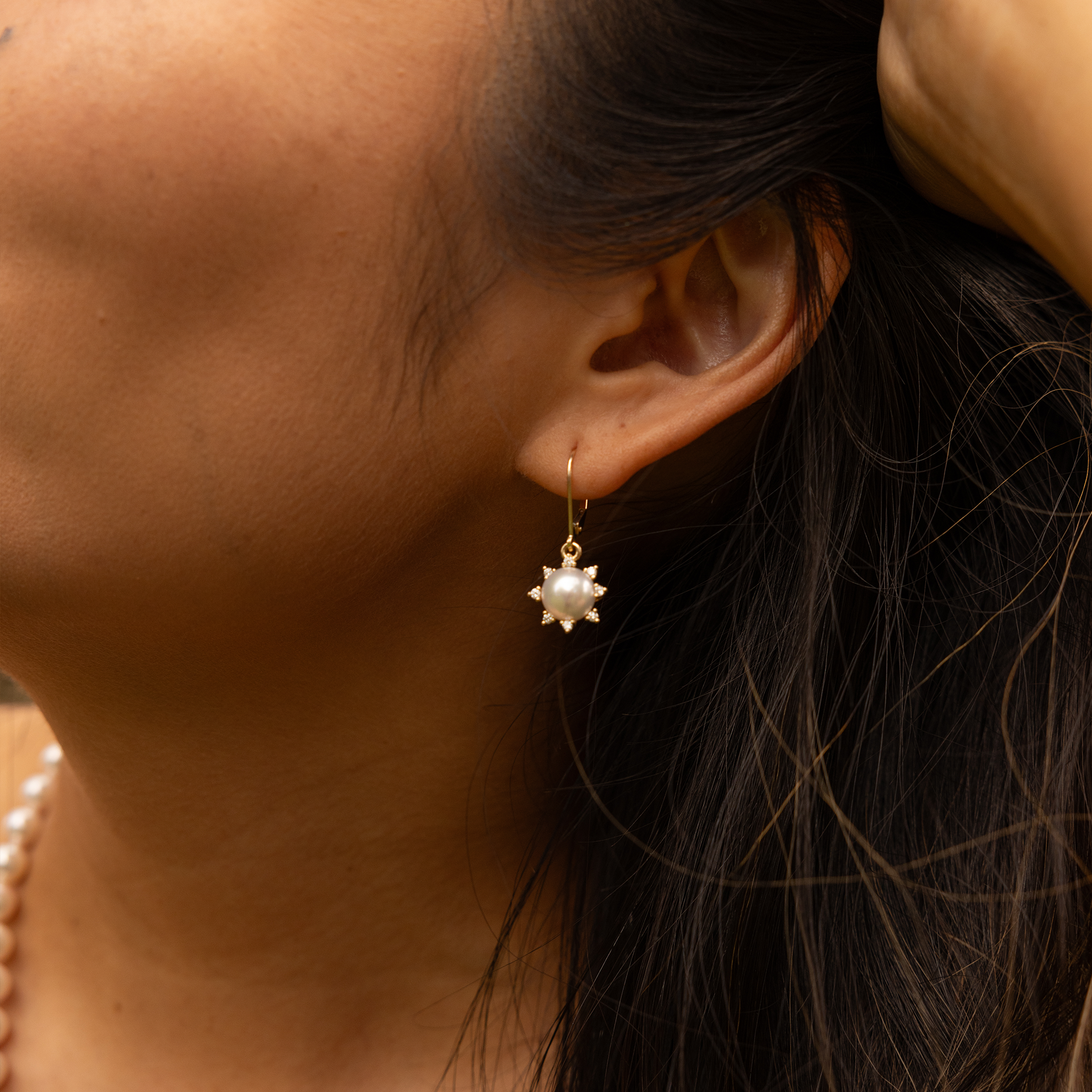 Boucles d'oreilles Pertea Akoya en or avec diamants - 8 mm