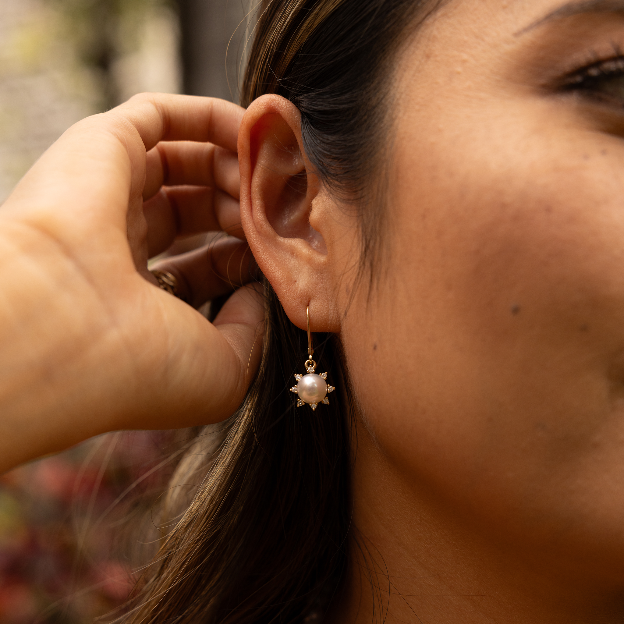 Boucles d'oreilles Pertea Akoya en or avec diamants - 8 mm