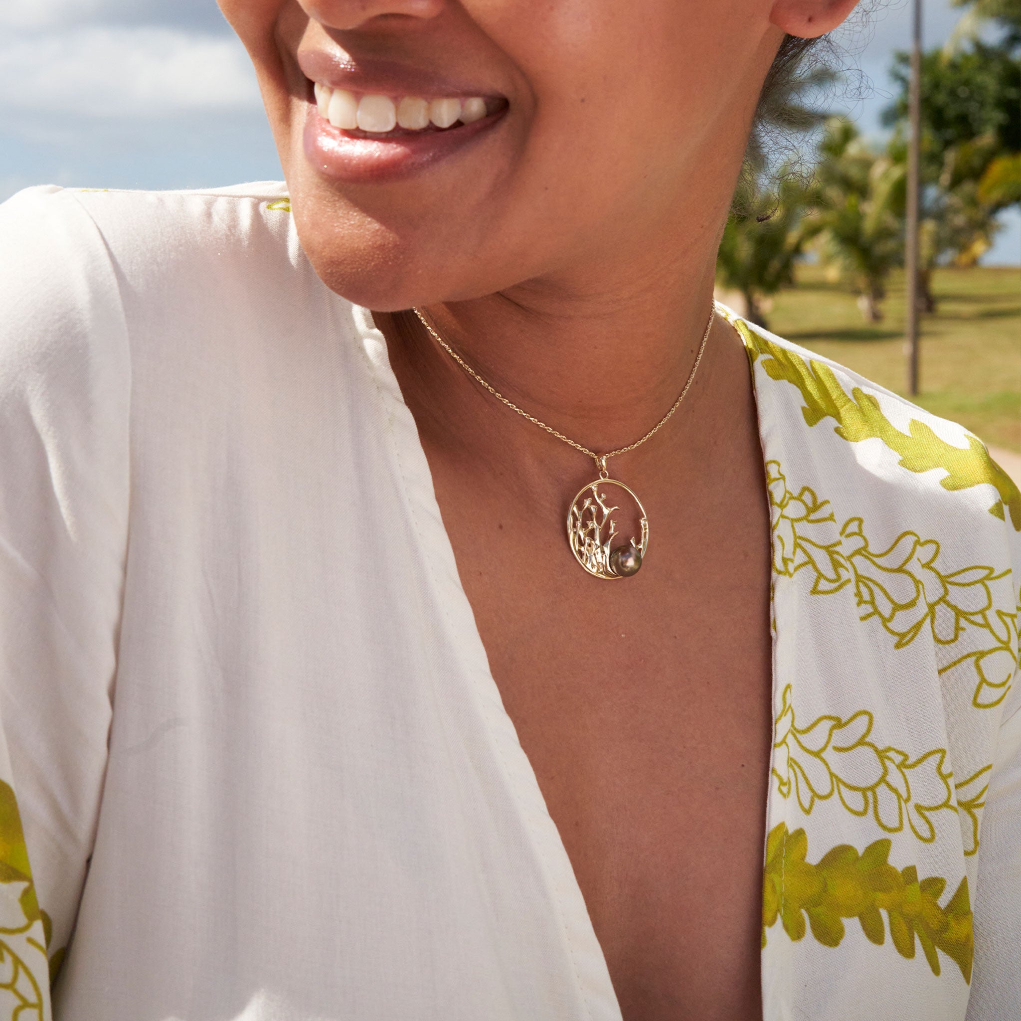 Réefs Pendant les récifs tahitiens noirs en or avec diamants - 30 mm