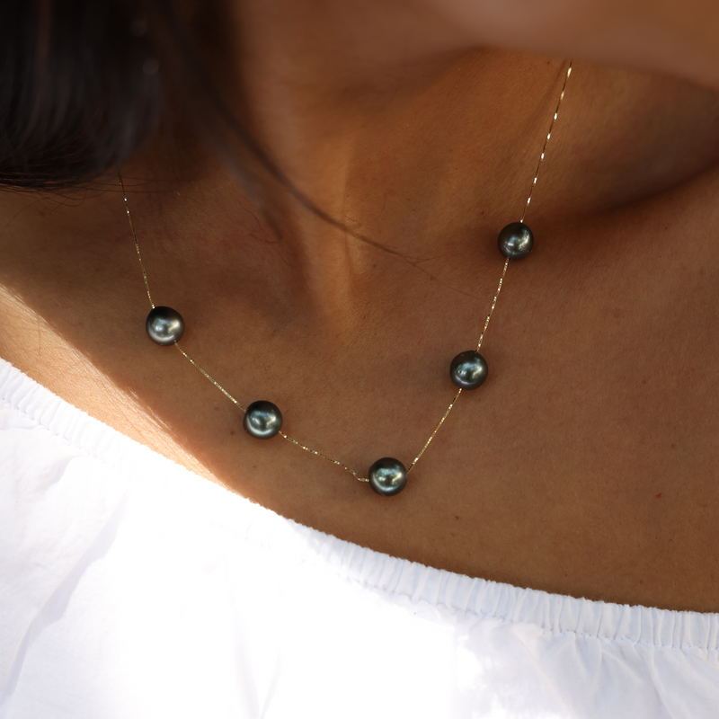 18" Tahitian Black Floating Pearl Necklace in Gold - 9-10mm