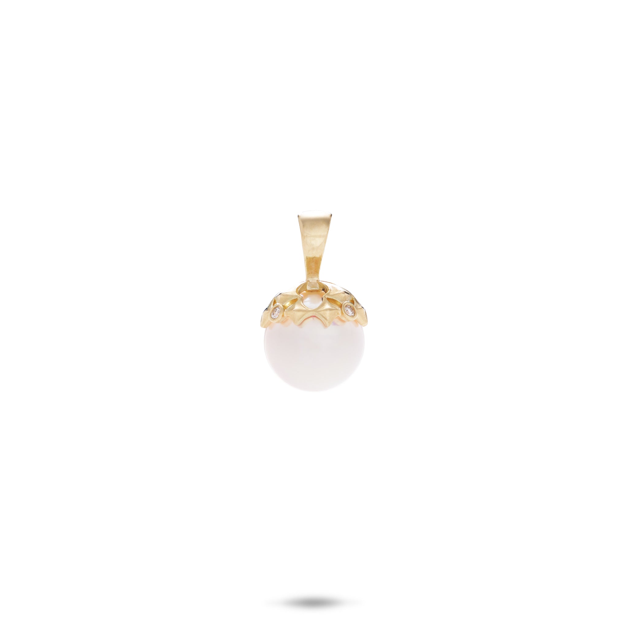 Hawaiian Quilted Star Akoya White Pearl Pendant in Gold - 8mm