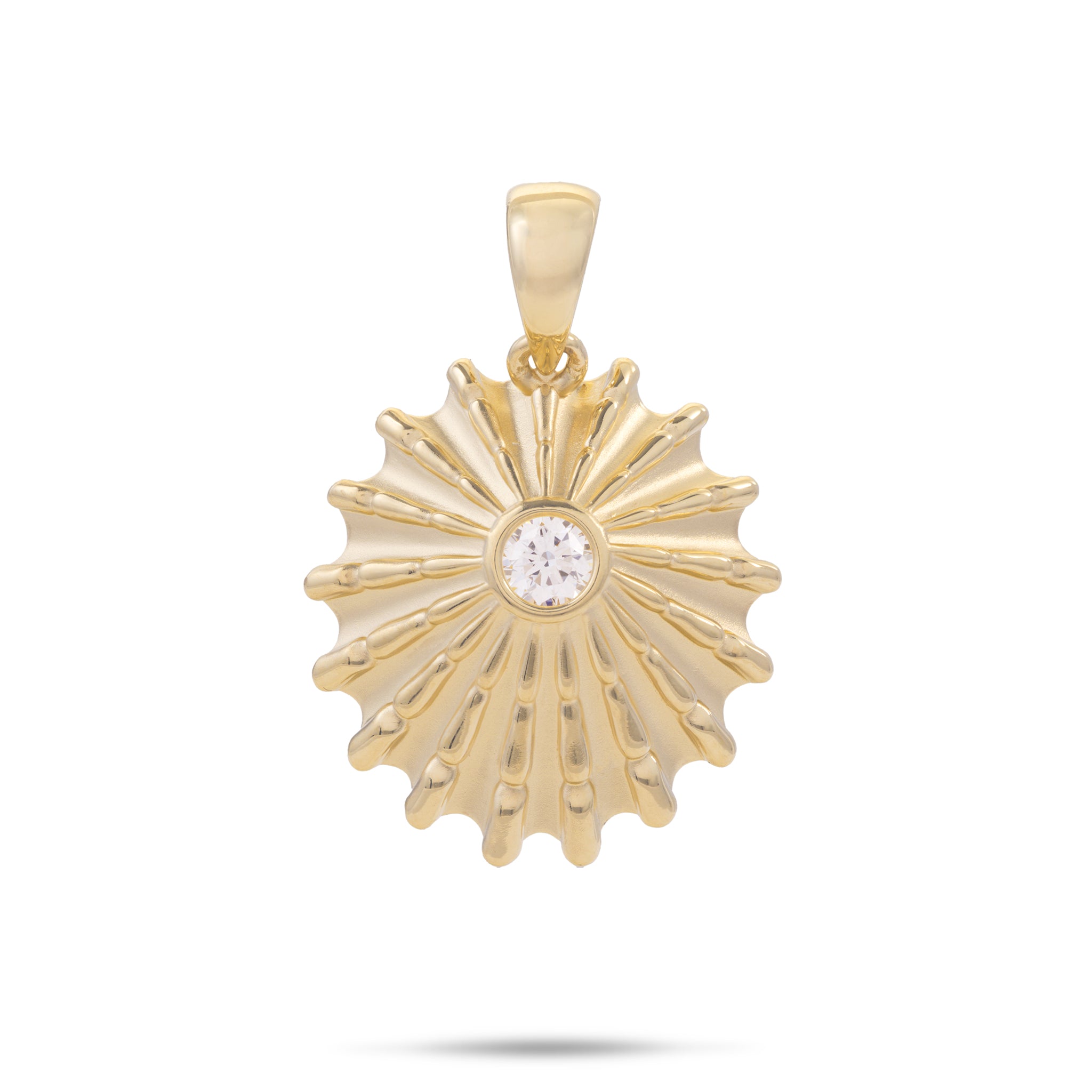 ʻOpihi Pendant in Gold with Lab Grown Diamond - 25mm