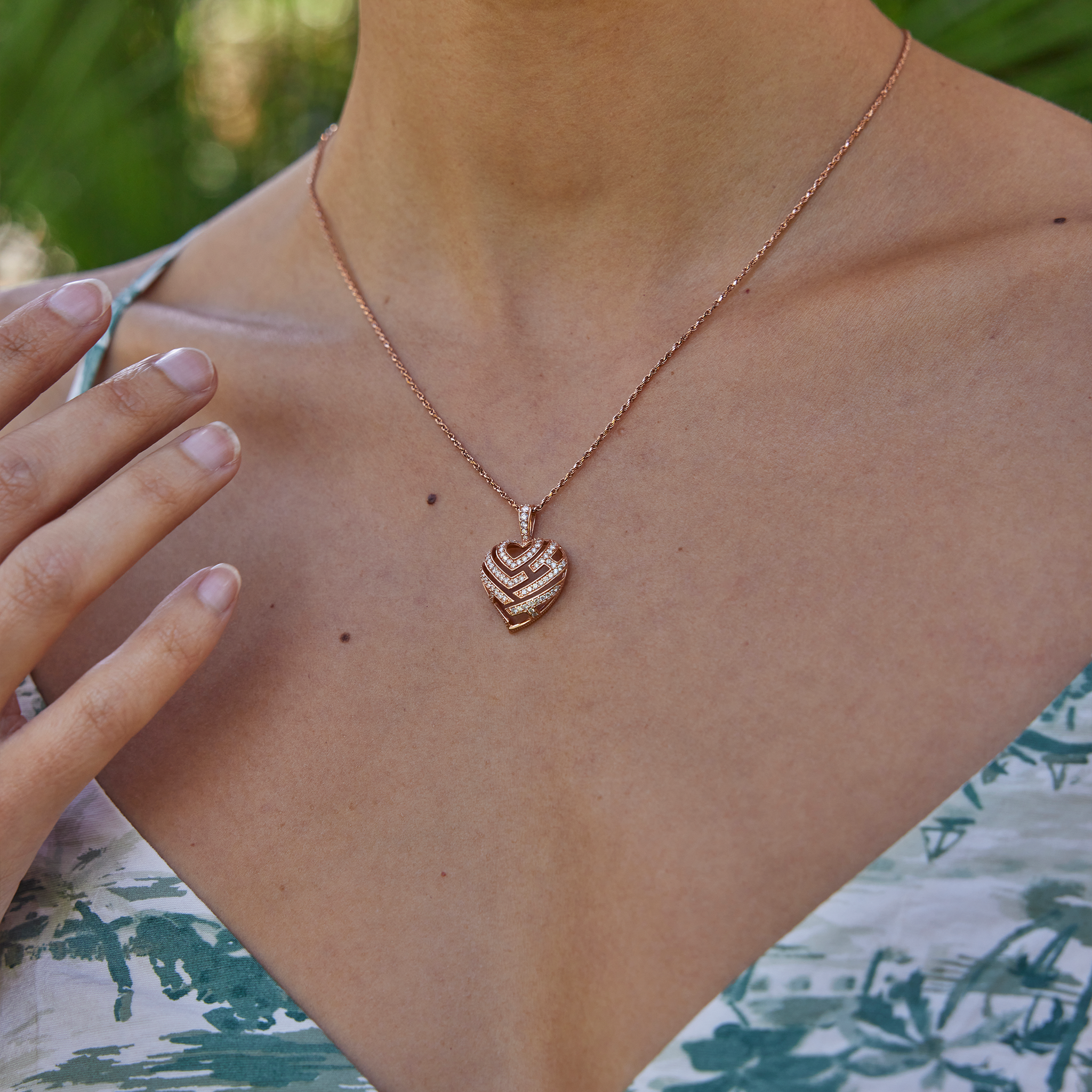 Aloha Heart Pendant in Rose Gold with Diamonds - 18mm