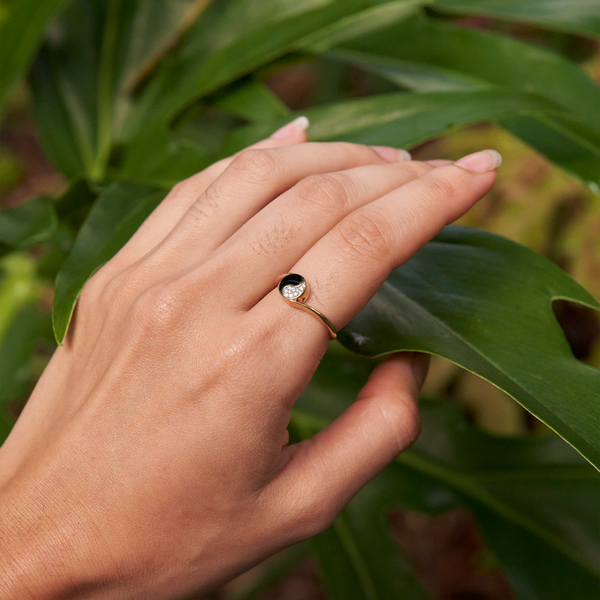 Yin Yang Black Coral Ring in Gold with Diamonds - 7.5mm
