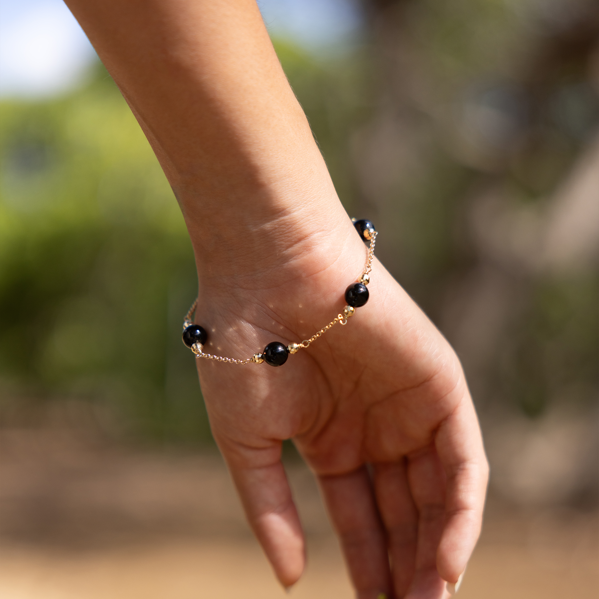 Bracelet de corail noir hawaïen en or - 7,5-8 "