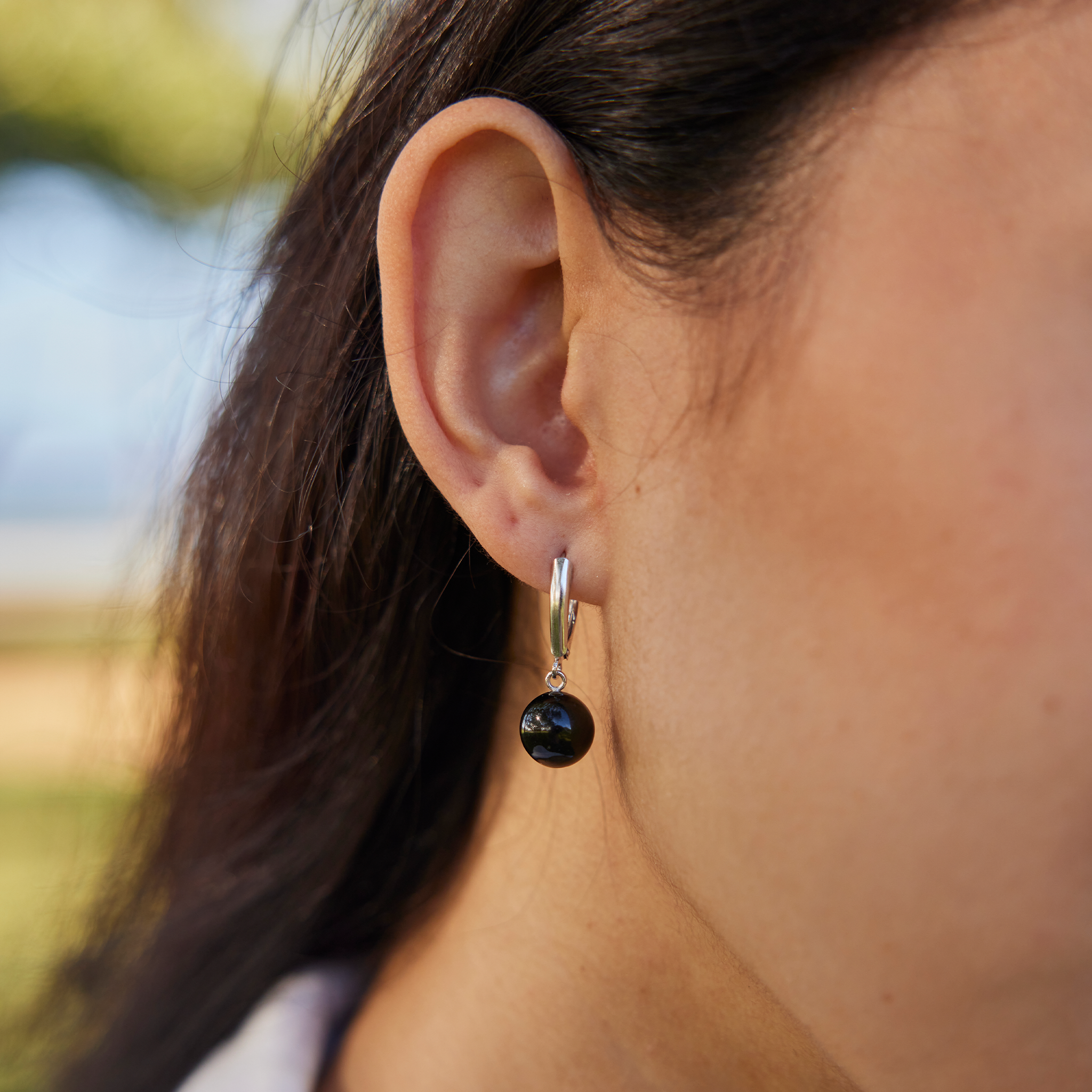 Hawaiian Black Coral Earrings in White Gold - 9-9.9mm