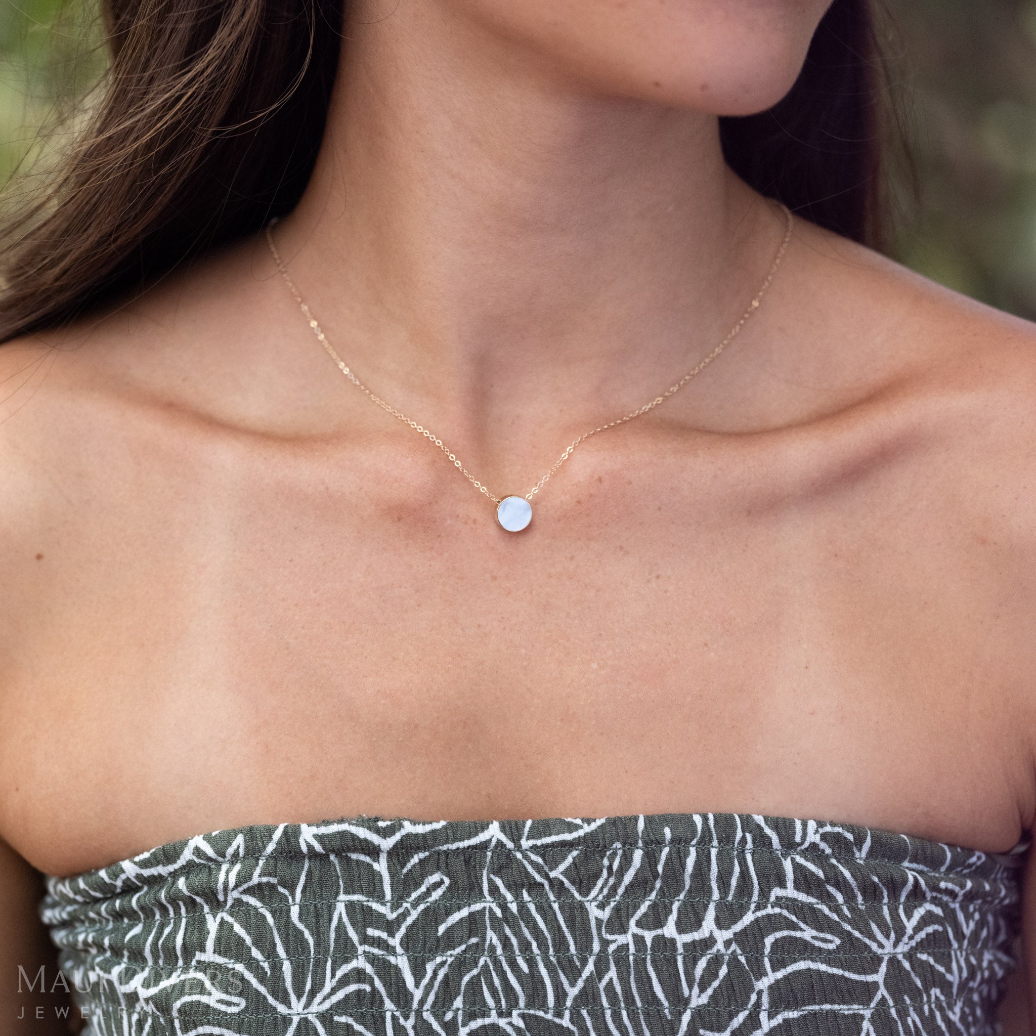 Eclipse Flipside Black Coral & Mother of Pearl Necklace in Gold