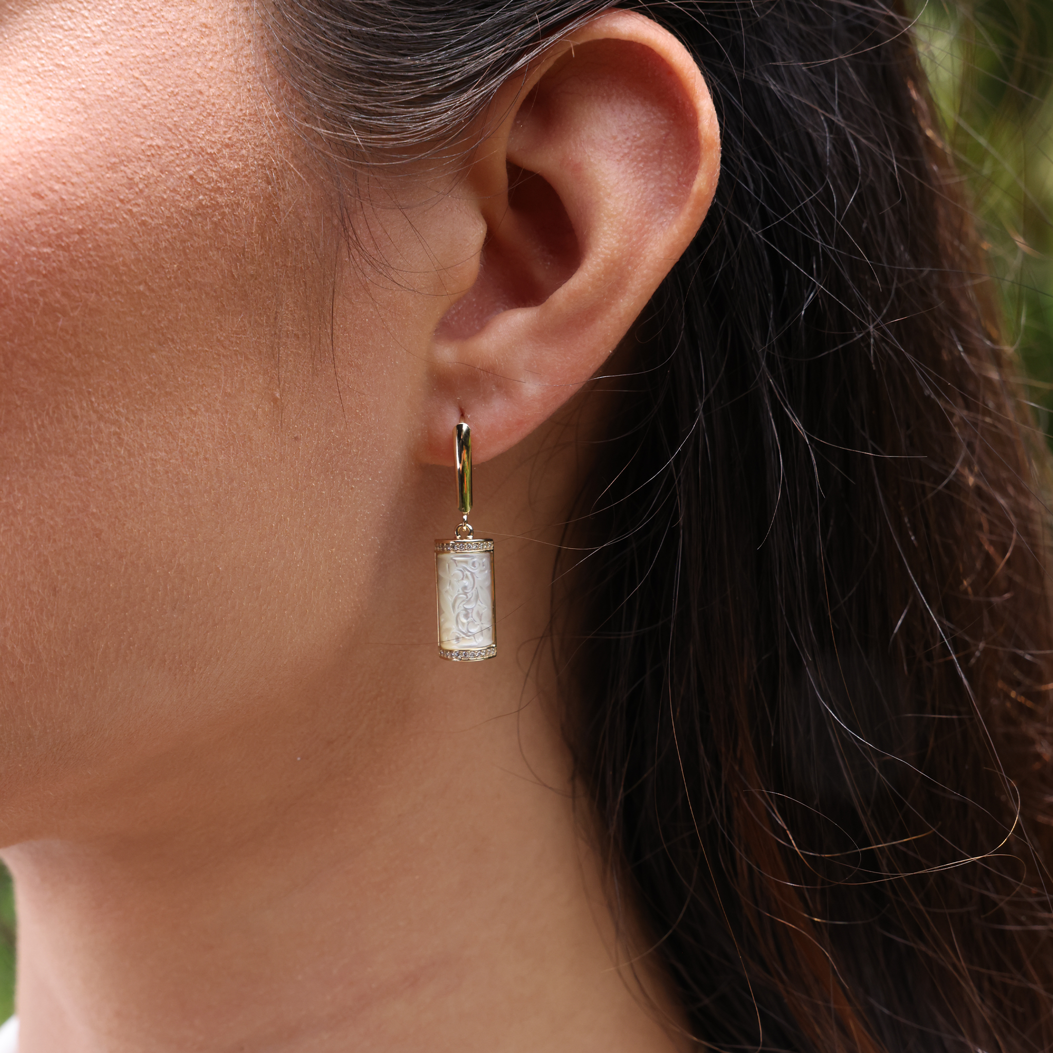 Héritage héritier Plumeria Mère des boucles d'oreilles en or avec des diamants - 17 mm