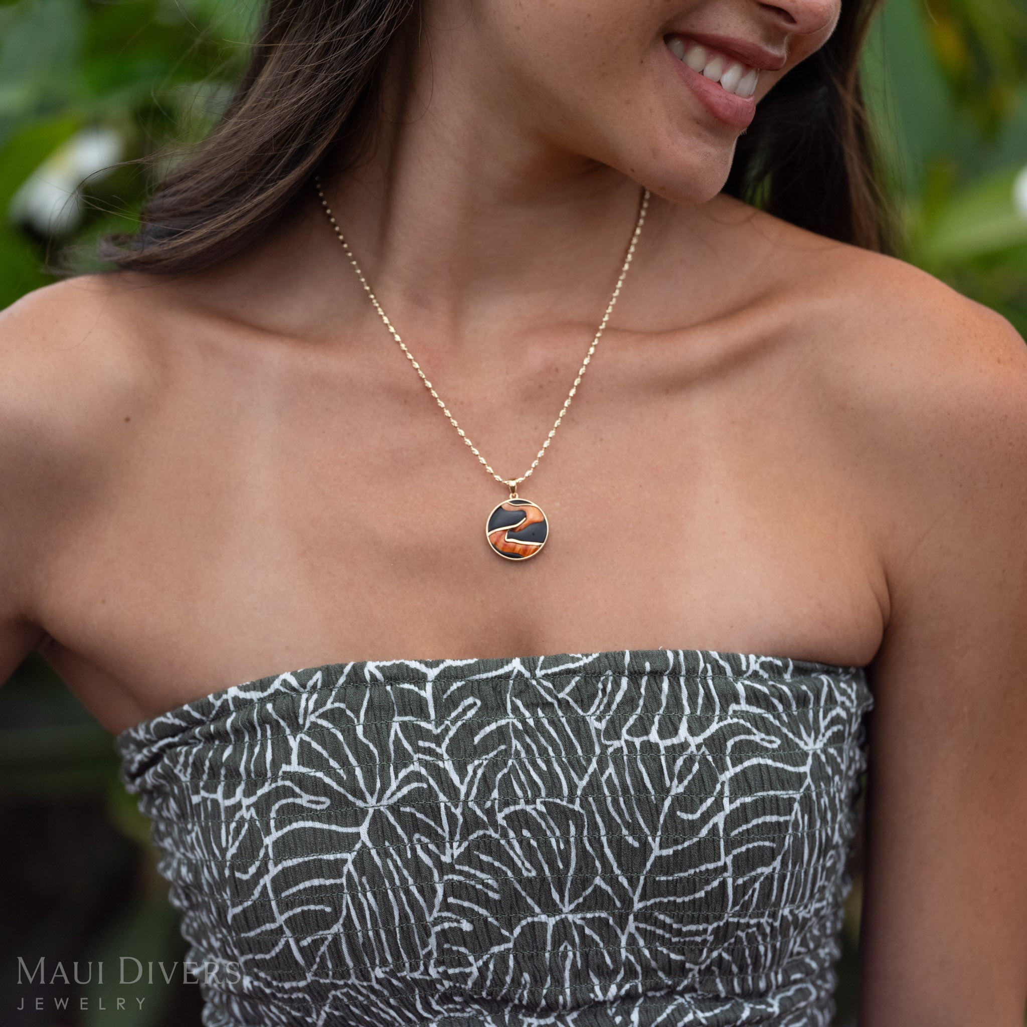 Volcano Lava Flow Black Coral and Spiny Oyster Pendant in Gold