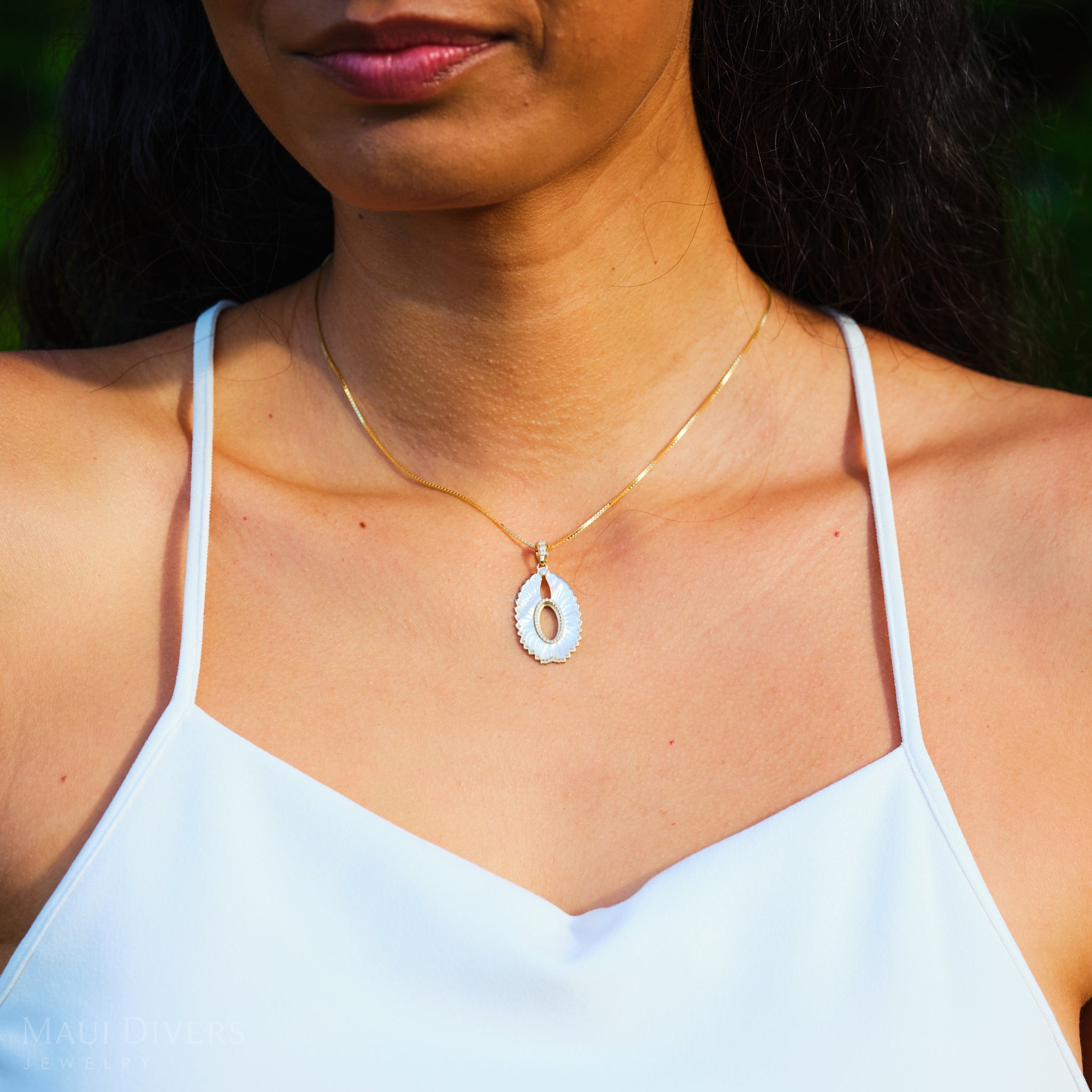 Pueo (Owl) Mother of Pearl Pendant in Gold with Diamonds - 28mm