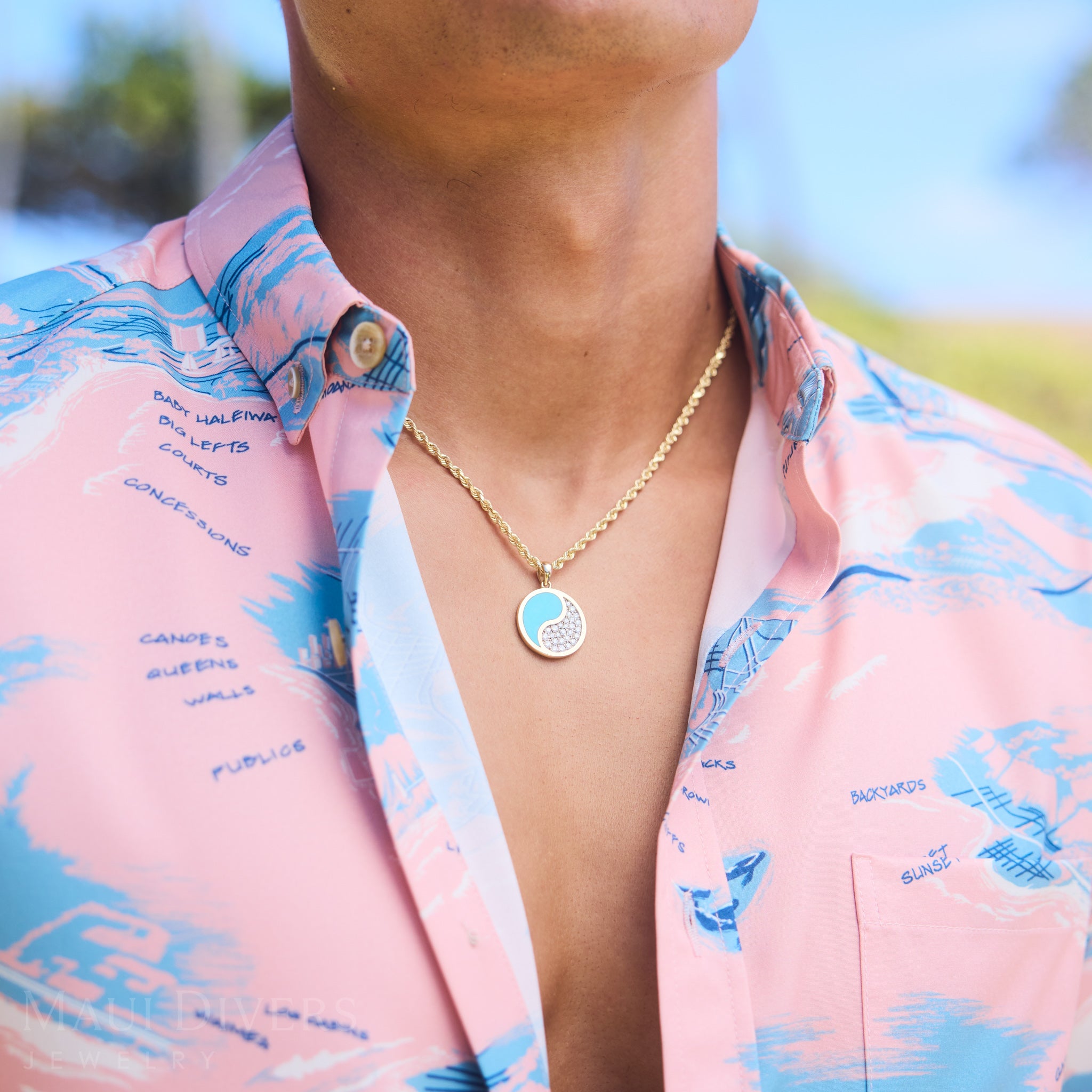 Yin Yang Turquoise Pendant in Gold with Diamonds - 22mm