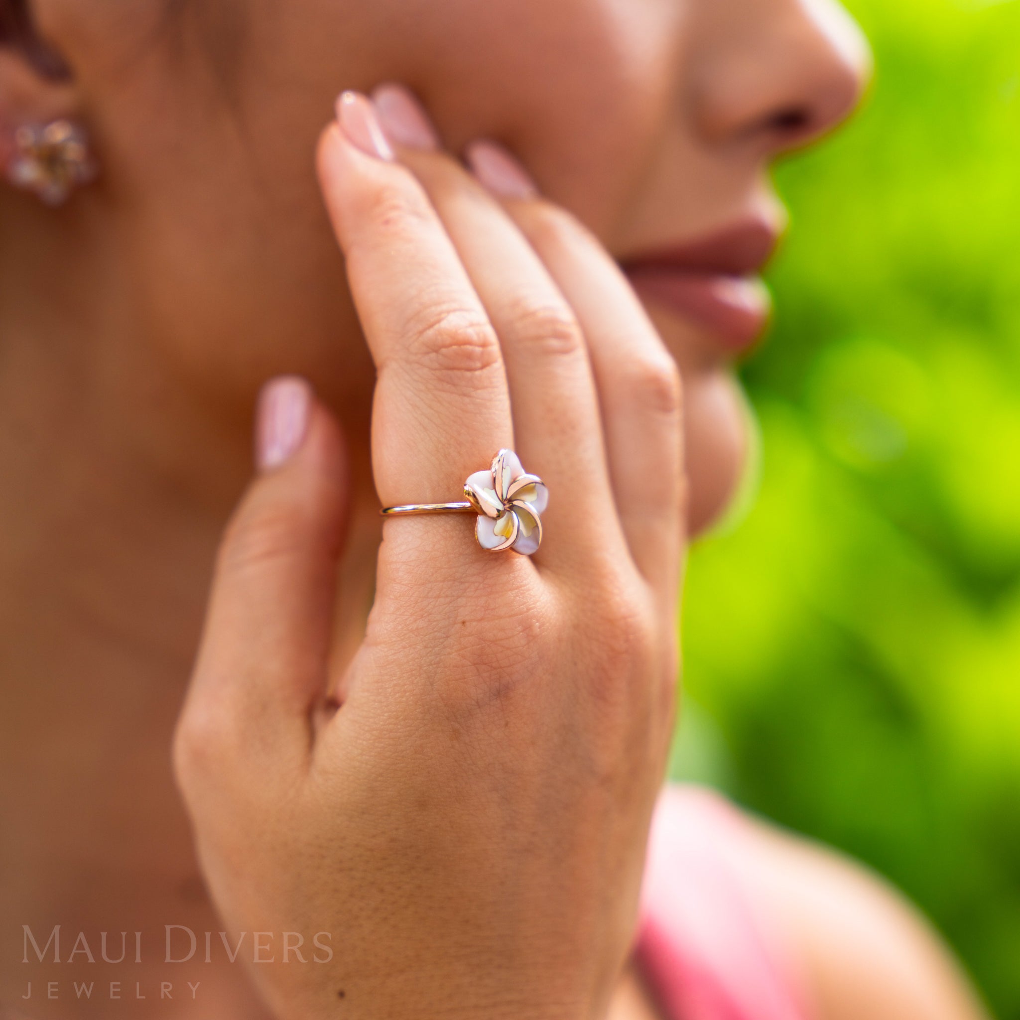 Plumeria Mother of Pearl Ring in Rose Gold - 16mm