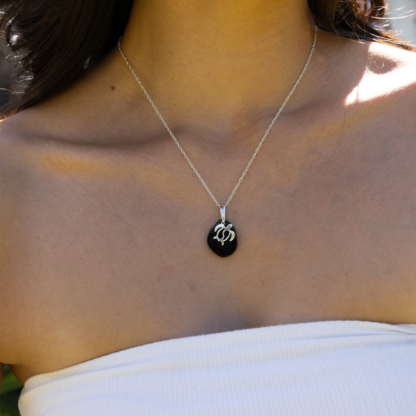 18" Honu Black Coral Necklace in Sterling Silver