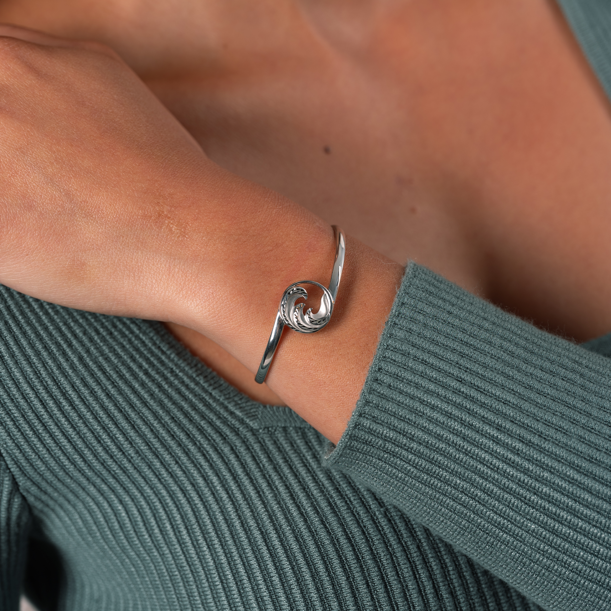 Nalu Cuff Bracelet in Sterling Silver - Size 7.5"