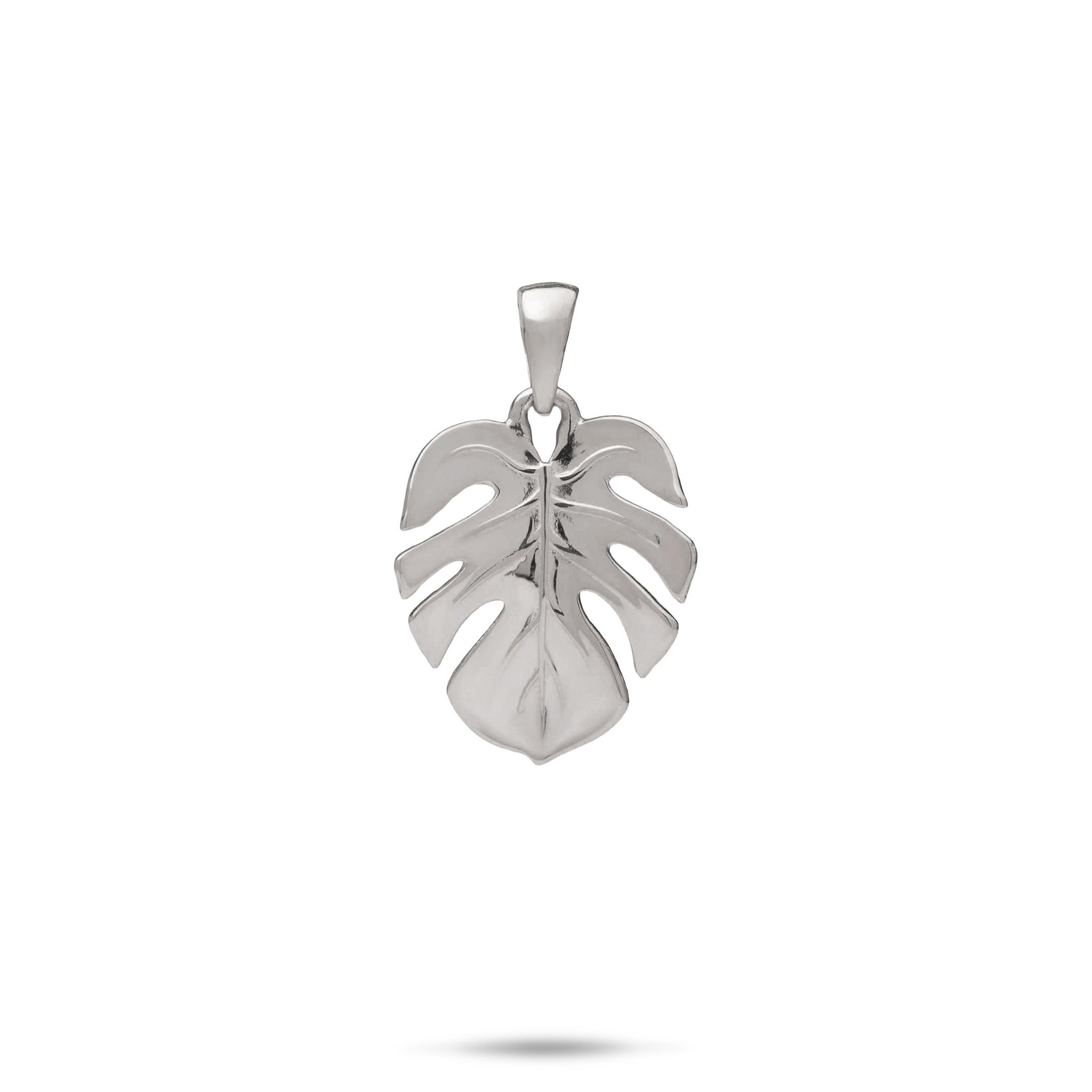 Monstera Pendant in Sterling Silver - 18mm