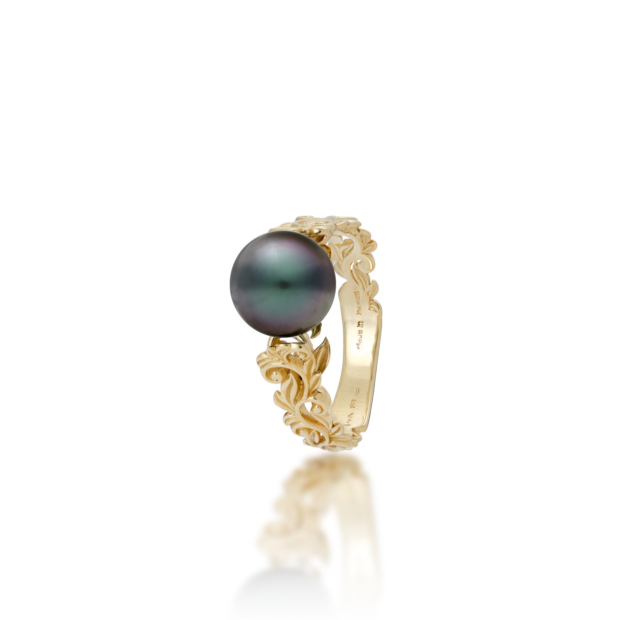 Living Heirloom Tahitian Black Pearl Ring in Gold - 8-9mm