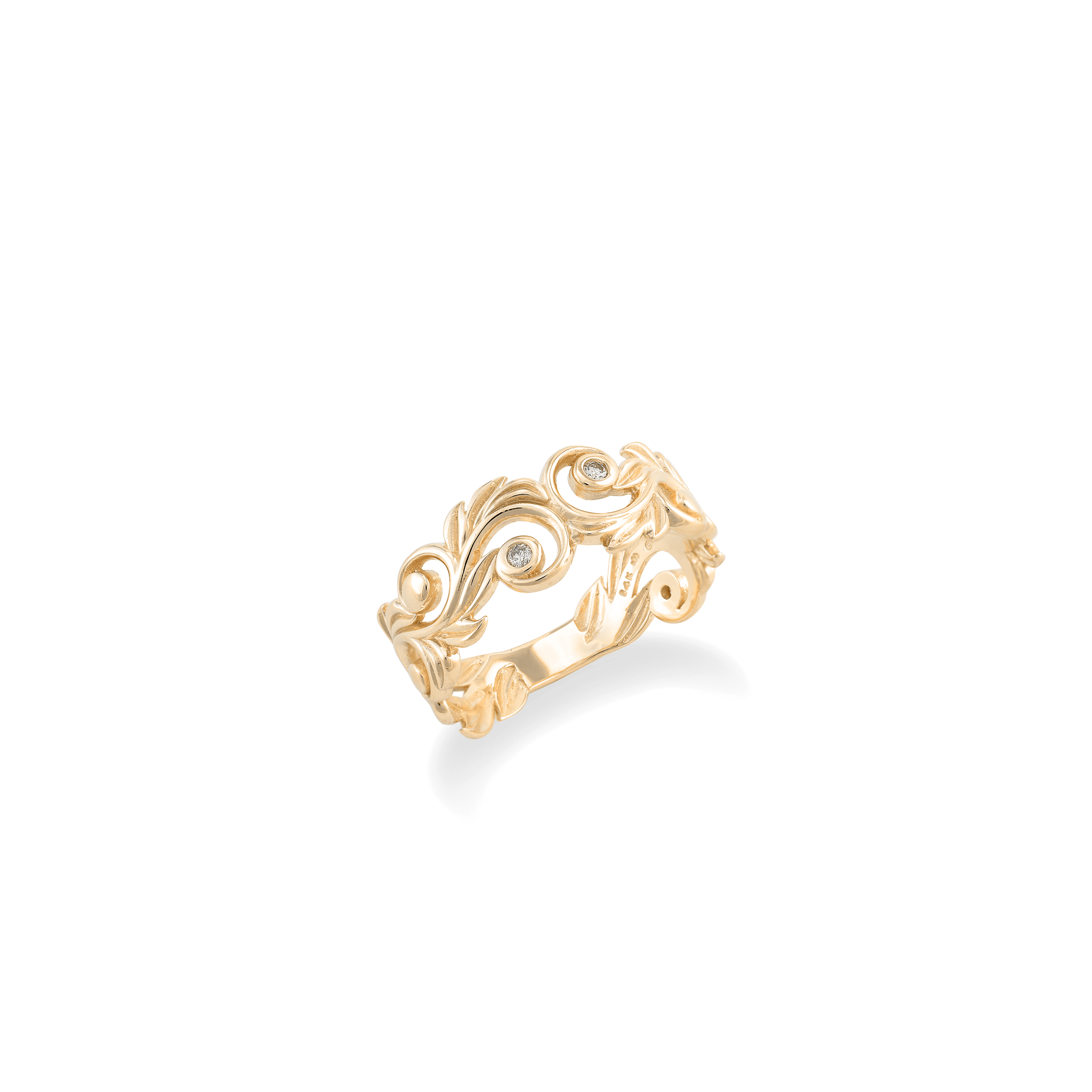 Living Heirloom Ring in Gold with Diamonds - 8mm