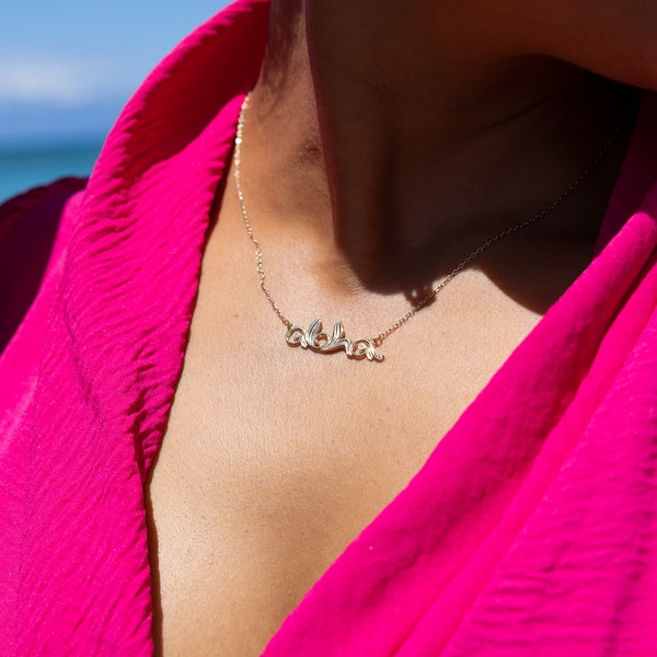 16-18" verstellbare Living Heirloom Aloha Halskette in Gold mit Diamanten – 30 mm