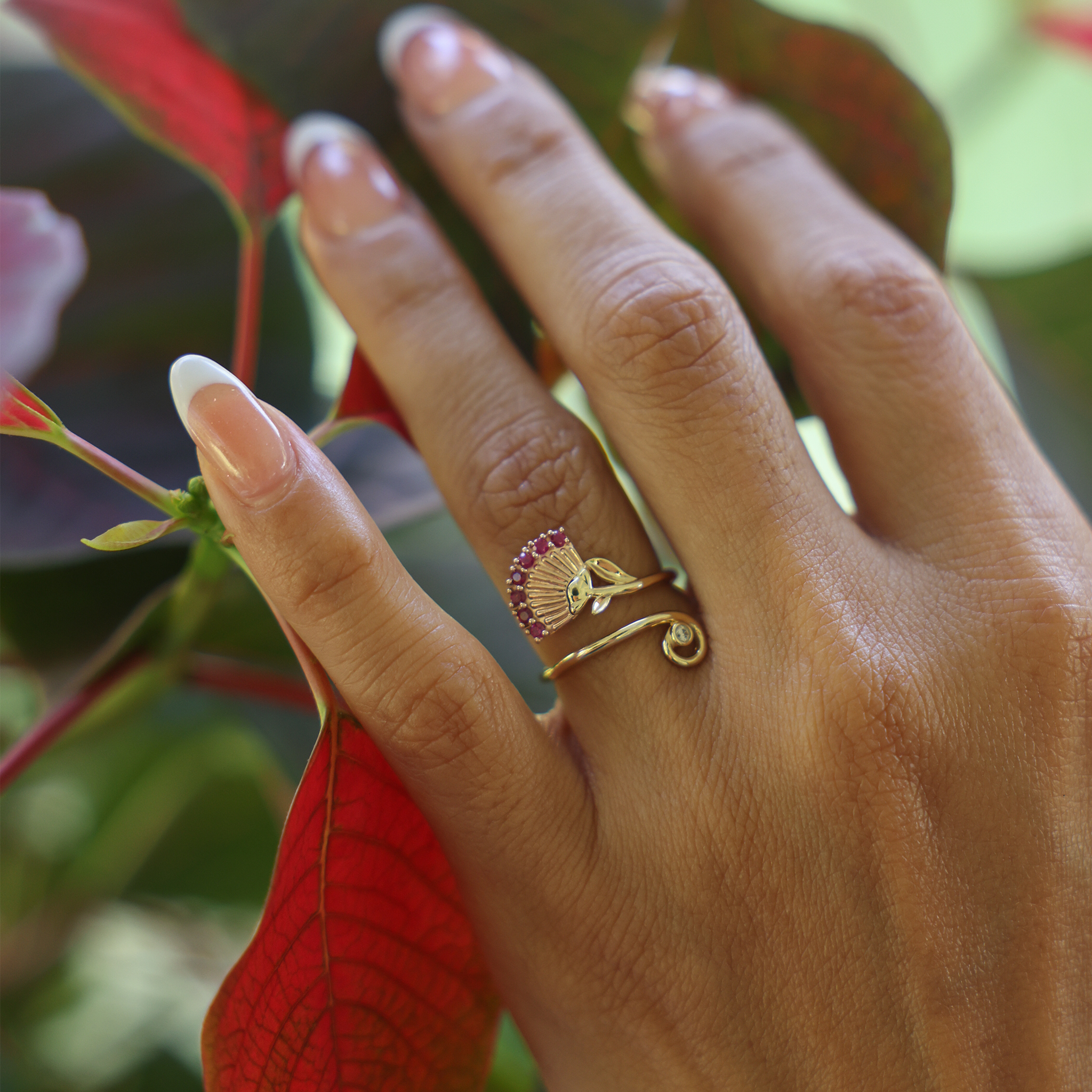ʻŌhiʻa Lehua Ruby Ring in Two Tone Gold with Diamond - 18mm