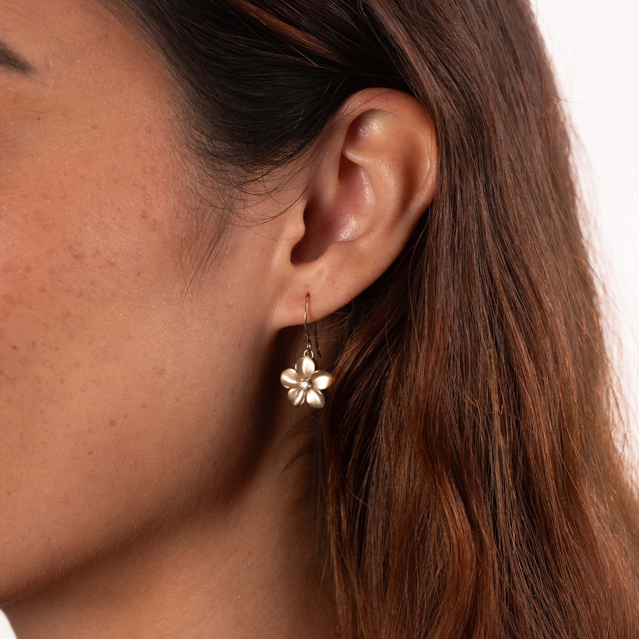 Plumeria Earrings in Gold with Diamonds - 13mm