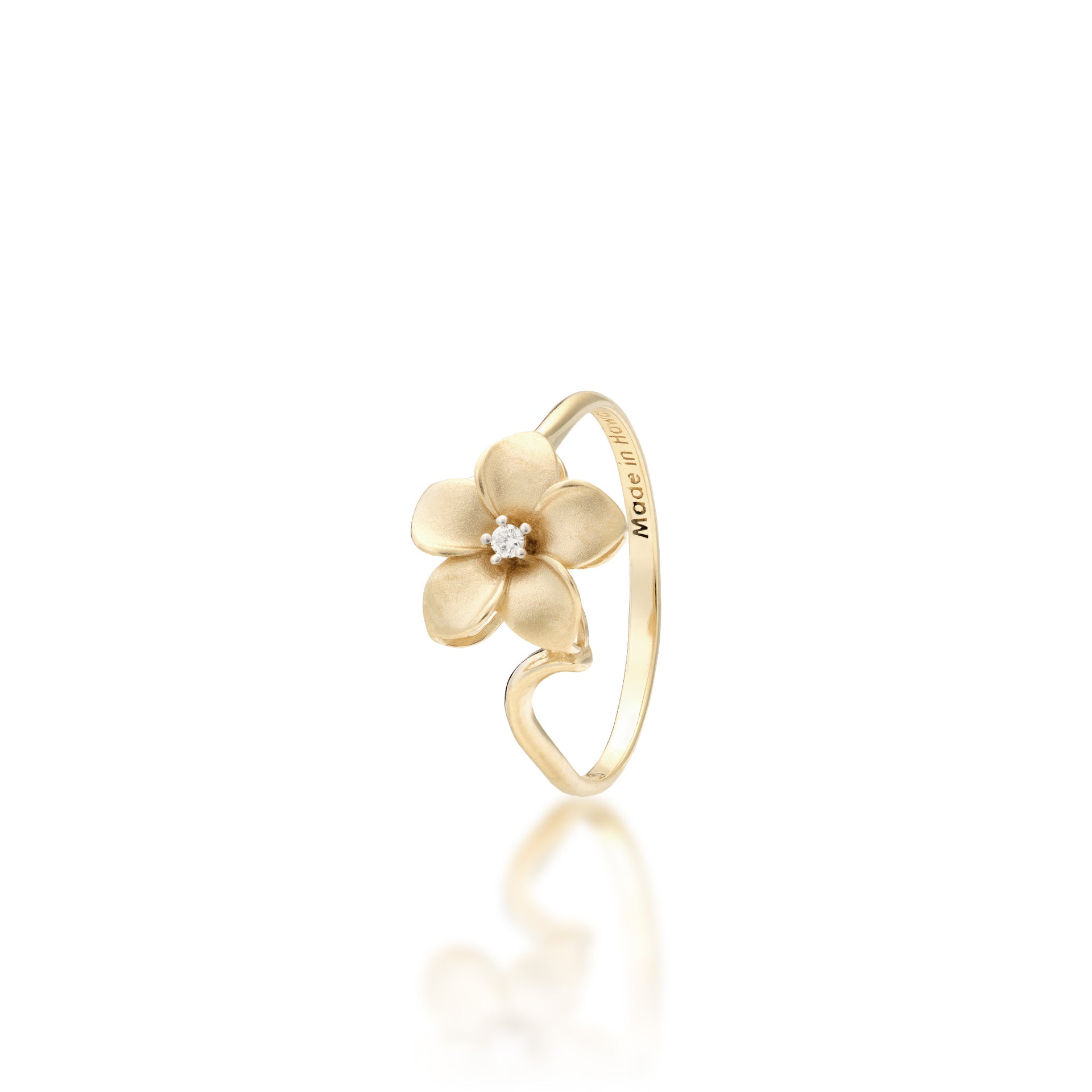 Plumeria Ring in Gold with Diamonds - 11mm 14 Kイエローゴールドサテン&ダイヤモンドカットプルメリアリング