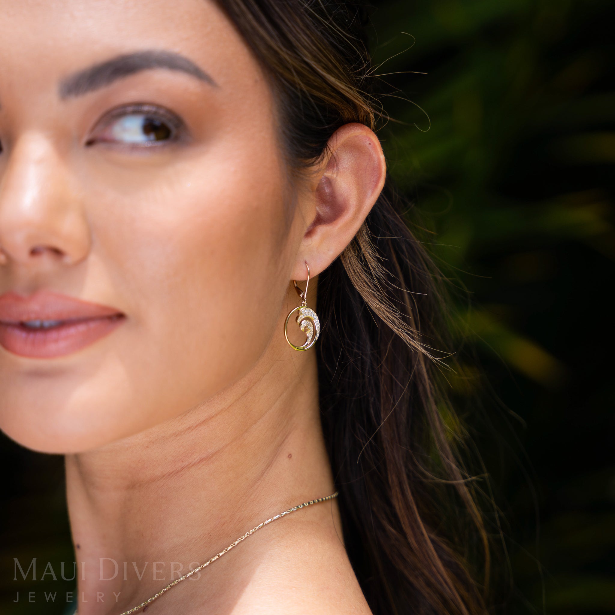 Nalu (Wave) Leverback Earrings in Gold with Diamonds - 18mm