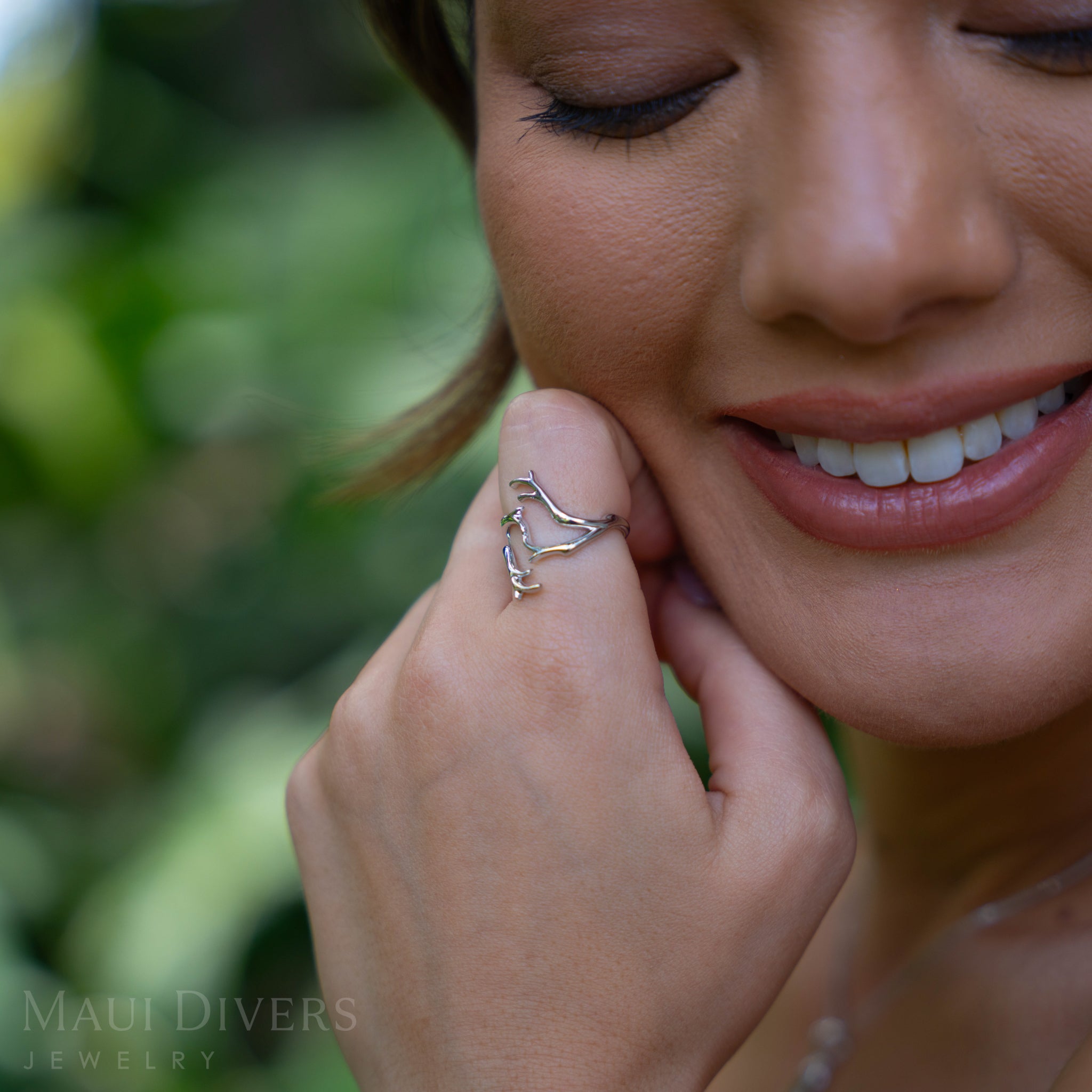 Heritage Ring in White Gold