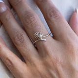 Monstera Ring in Gold with Diamonds - 9mm