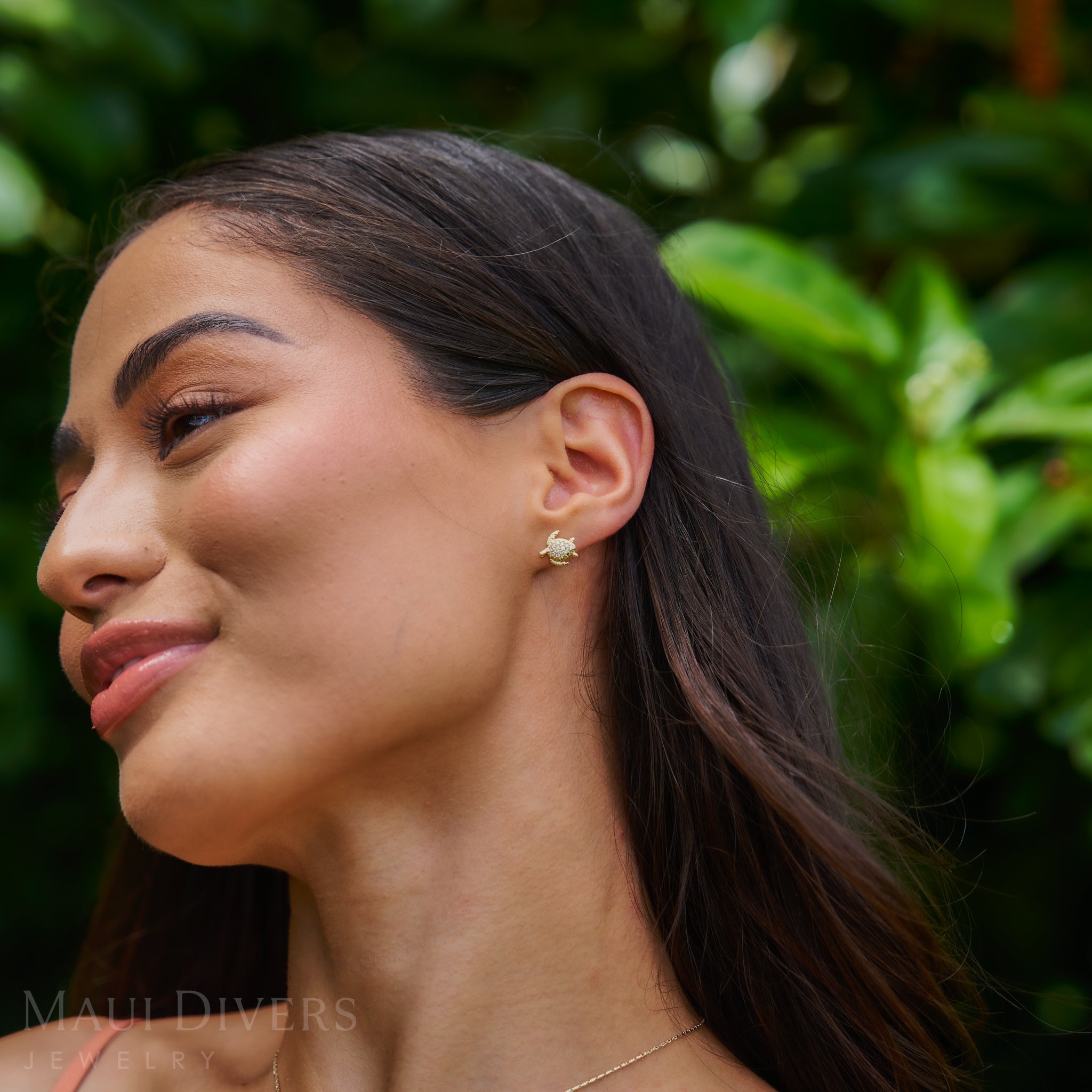 Honu Earrings in Gold with Diamonds - 10mm