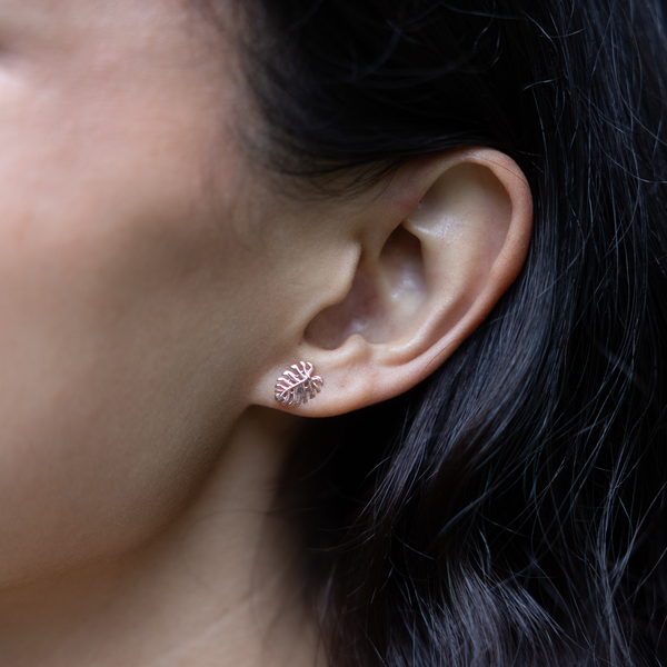 Monstera Earrings in Rose Gold - 9mm