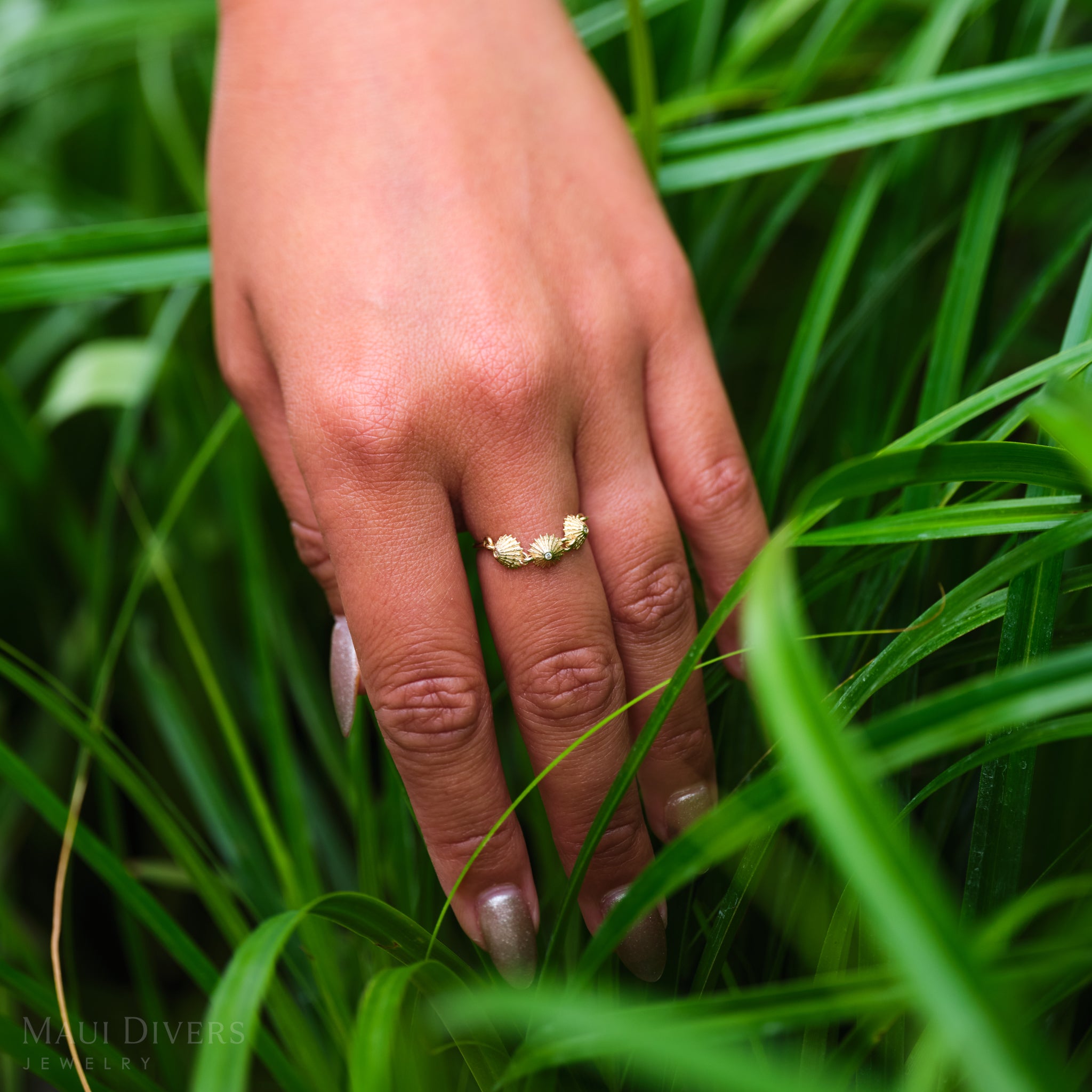 ʻOpihi Diamond Ring in Gold - 6mm