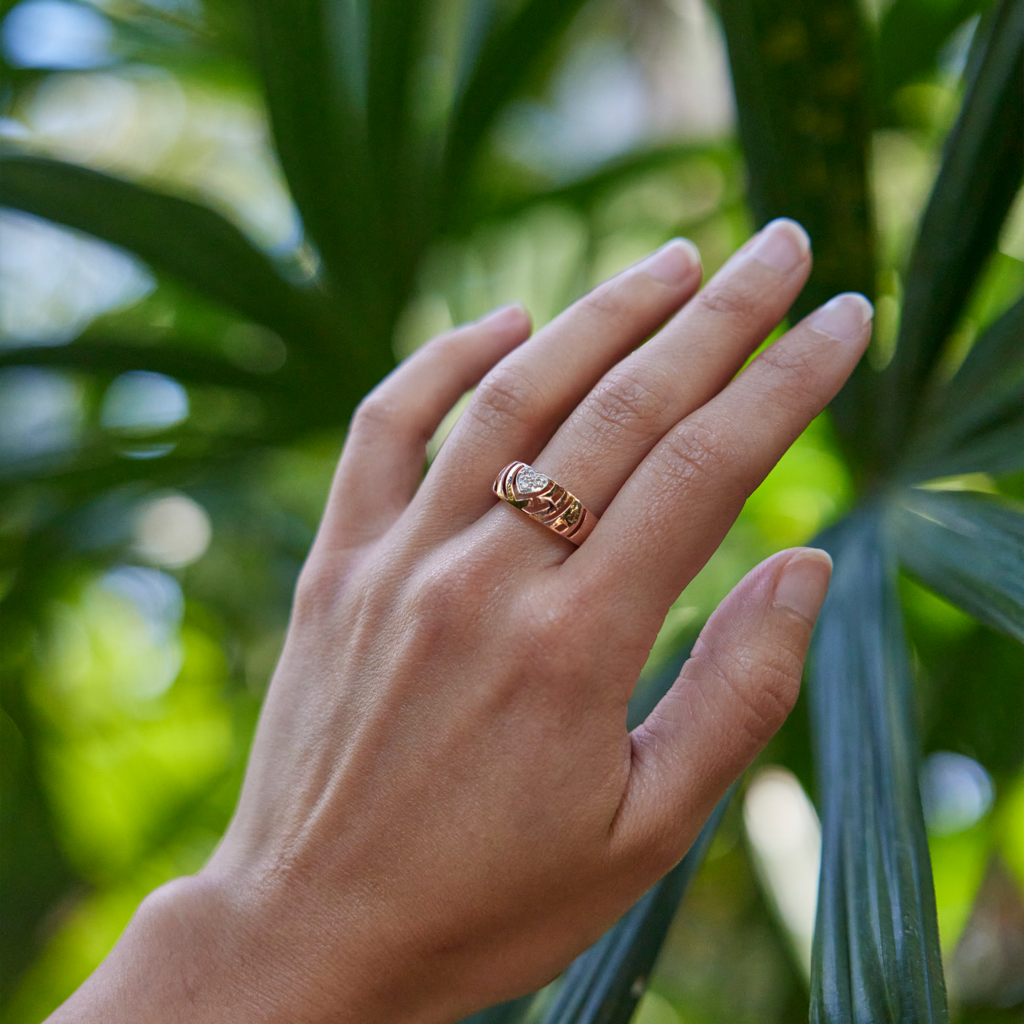 Anneau de coeur Aloha en or rose avec des diamants - 8 mm