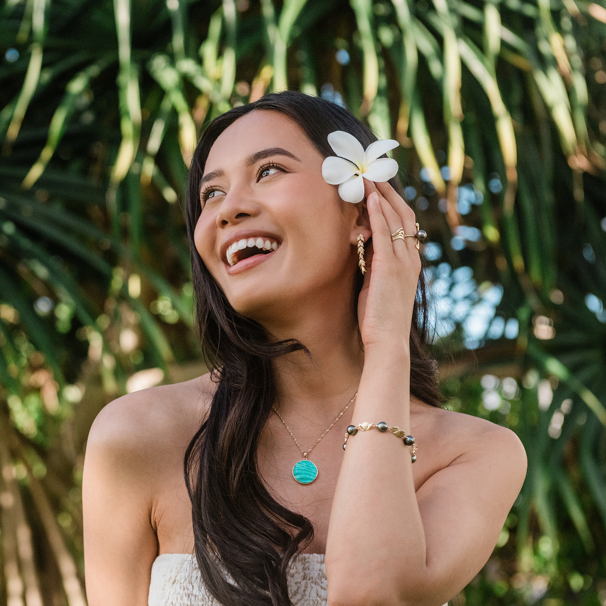 Ocean Sand Turquoise Pendant in Gold - 22mm