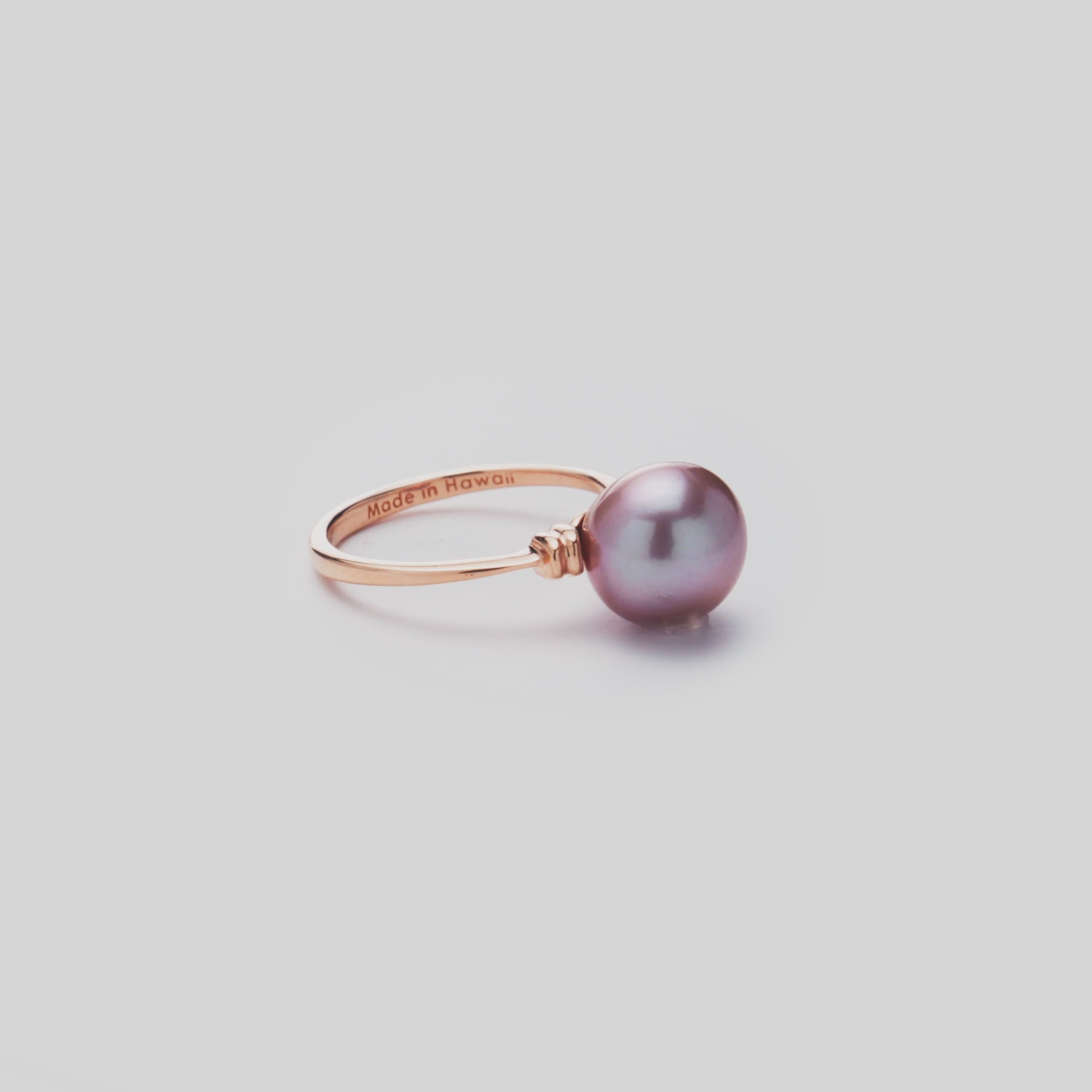 Video showcasing the Freshwater Lilac Pearl Ring in 14k Rose Gold