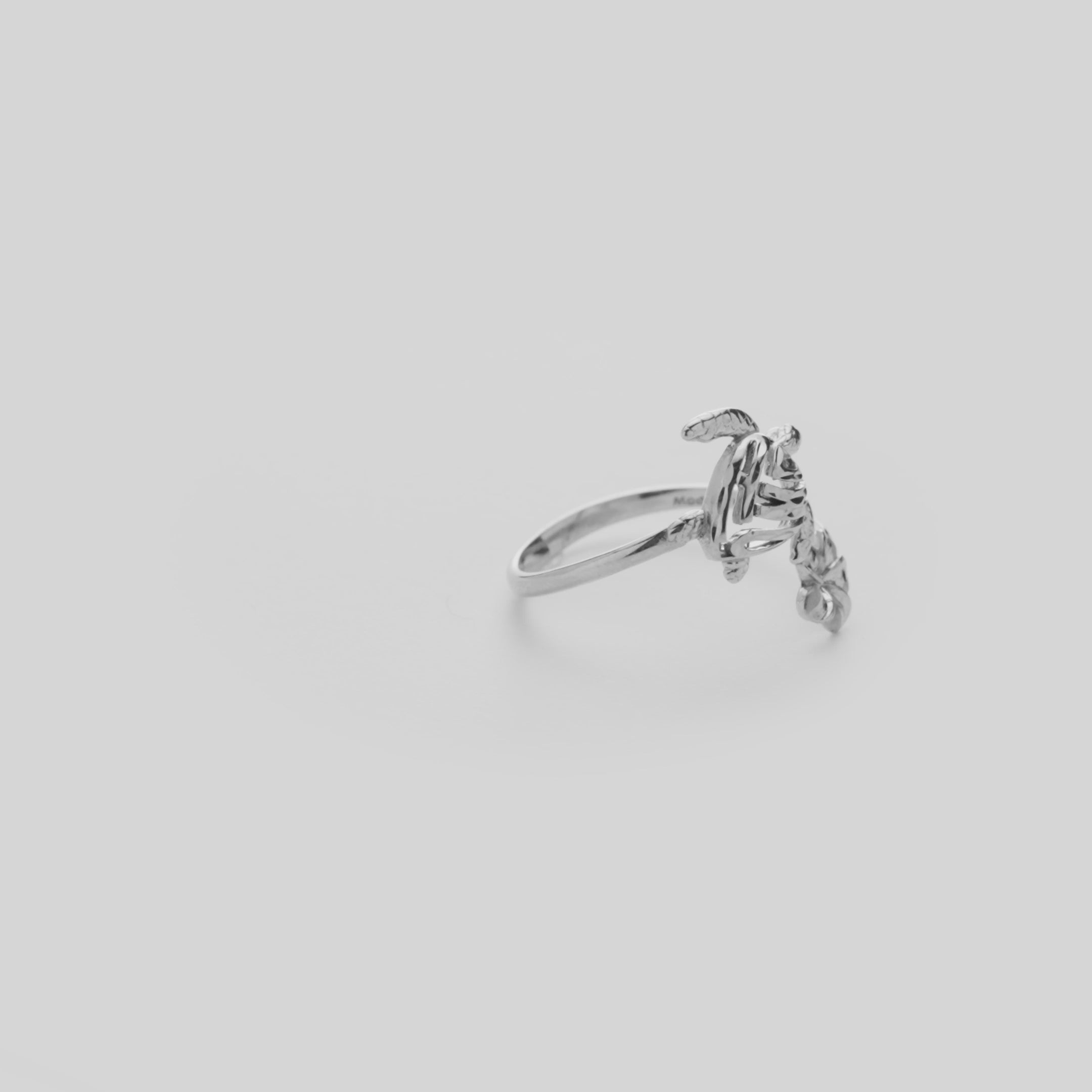 Video showcasing the Honu and Plumeria Ring in Sterling Silver