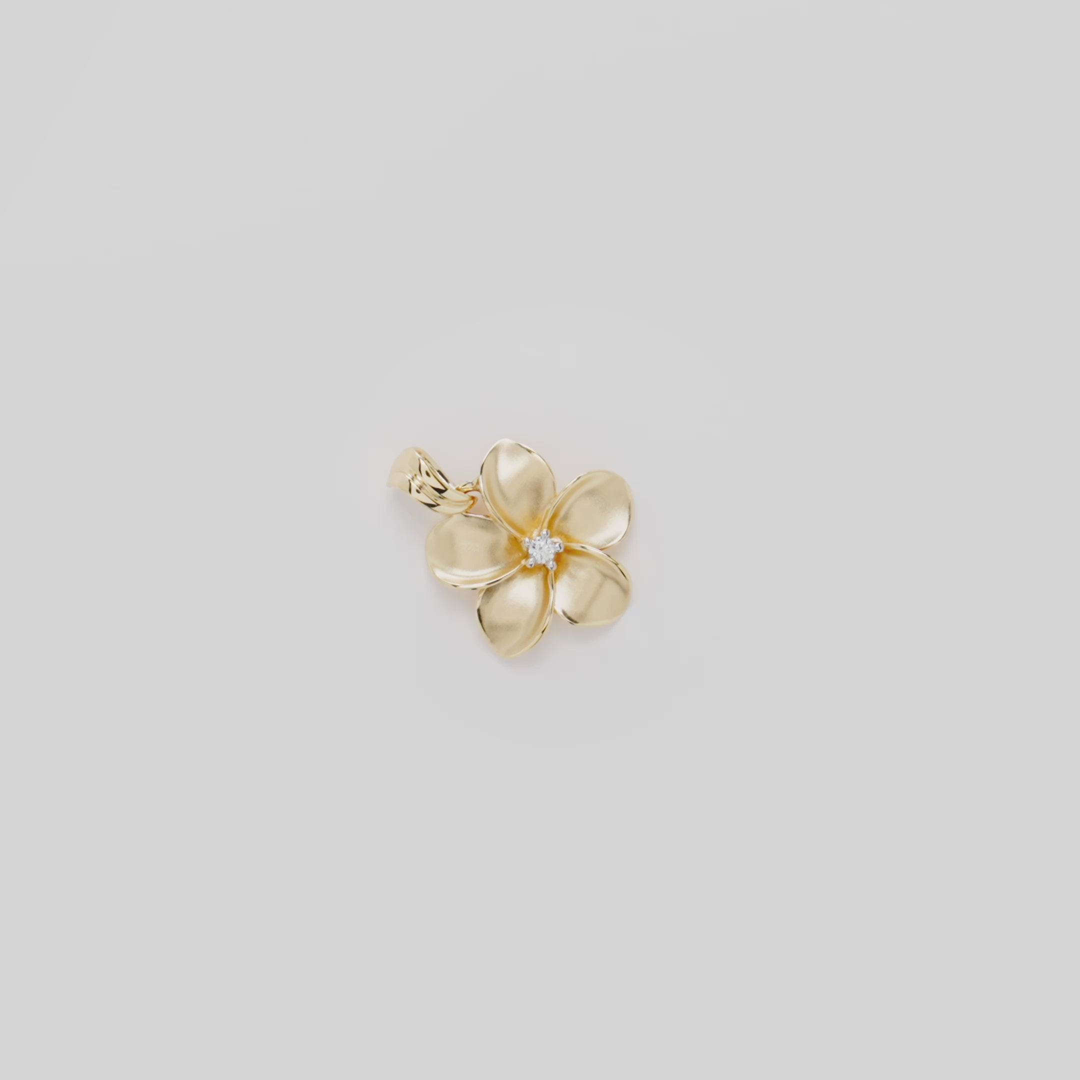 Plumeria Pendant in Gold with Diamond - 18mm