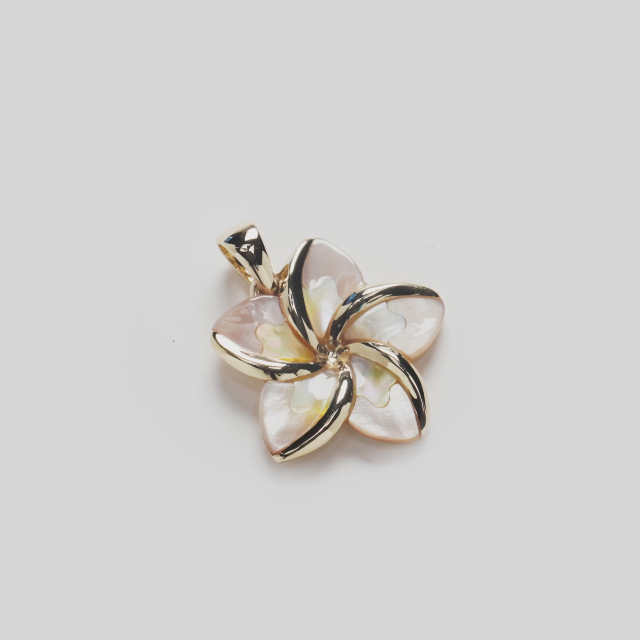 Plumeria Mother of Pearl Pendant in Gold - 18mm