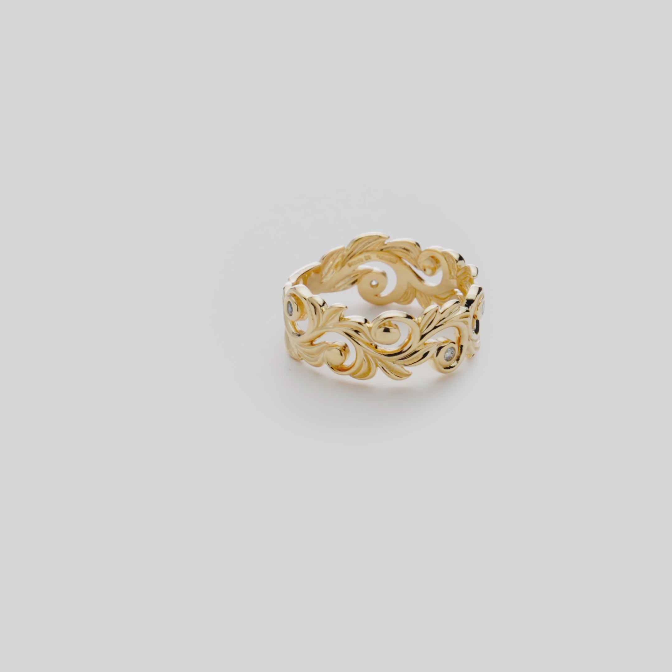Living Heirloom Scroll Ring in Gold with Diamonds - 8mm