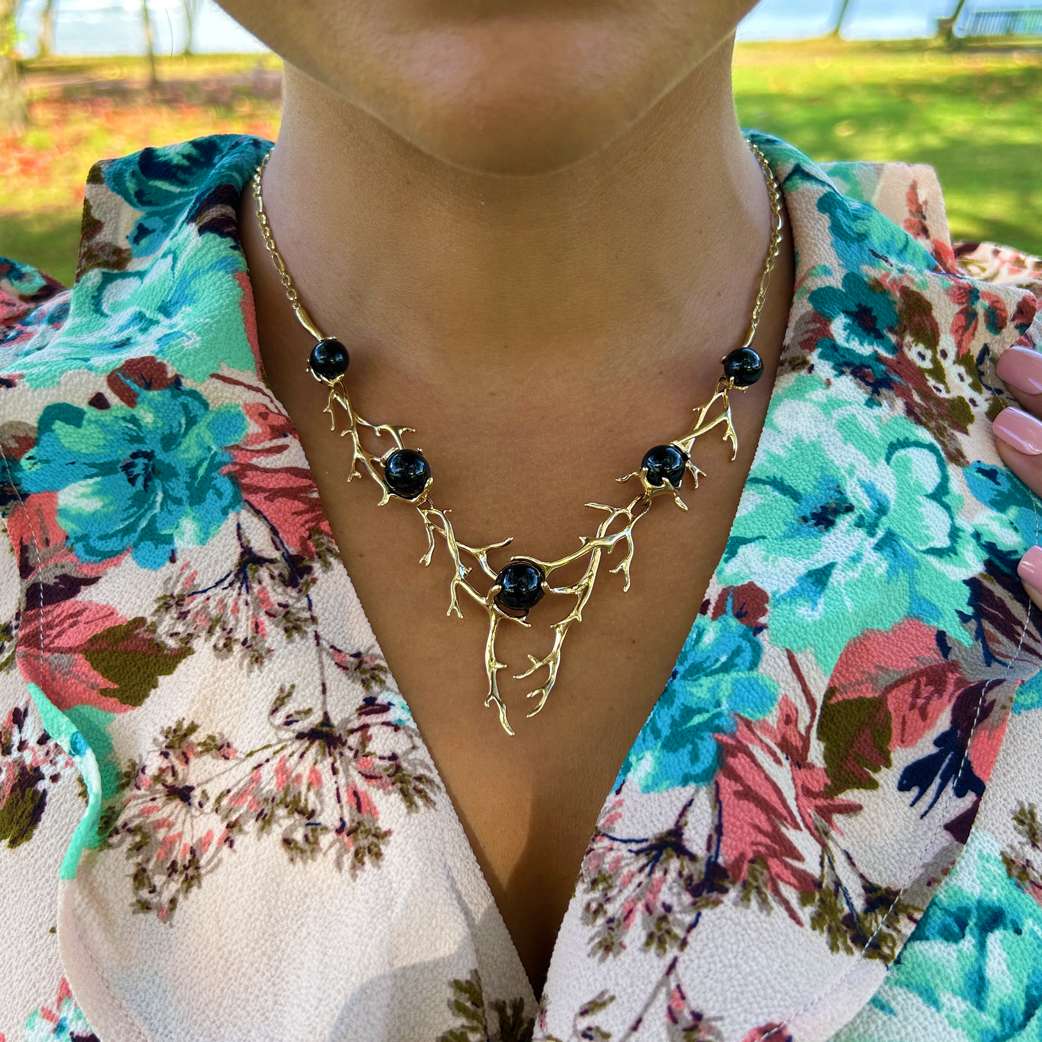 16-18" verstellbare Heritage Black Coral Halskette in Gold