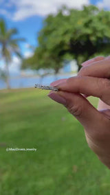 video product of a woman's hand wearing a Hawaiian Heritage Ring in White Gold with Diamonds-Maui Divers Jewelry