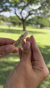 Hawaiian Heirloom Plumeria Scroll Bracelet in Rose Gold - 8mm - Size 7.25" - Product Video - mAui Divers Jewelry