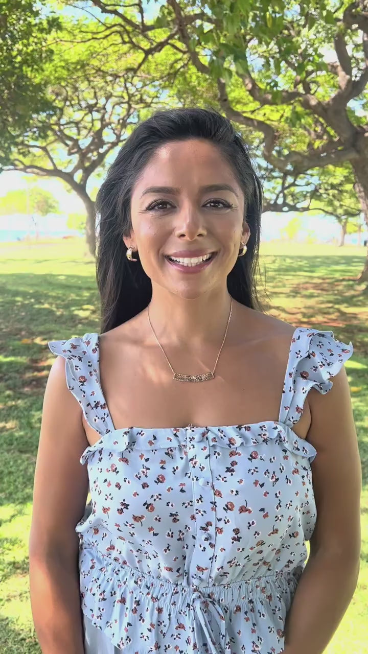 Video of a woman wearing an Adjustable Necklace in Rose Gold - Maui Divers Jewelry
